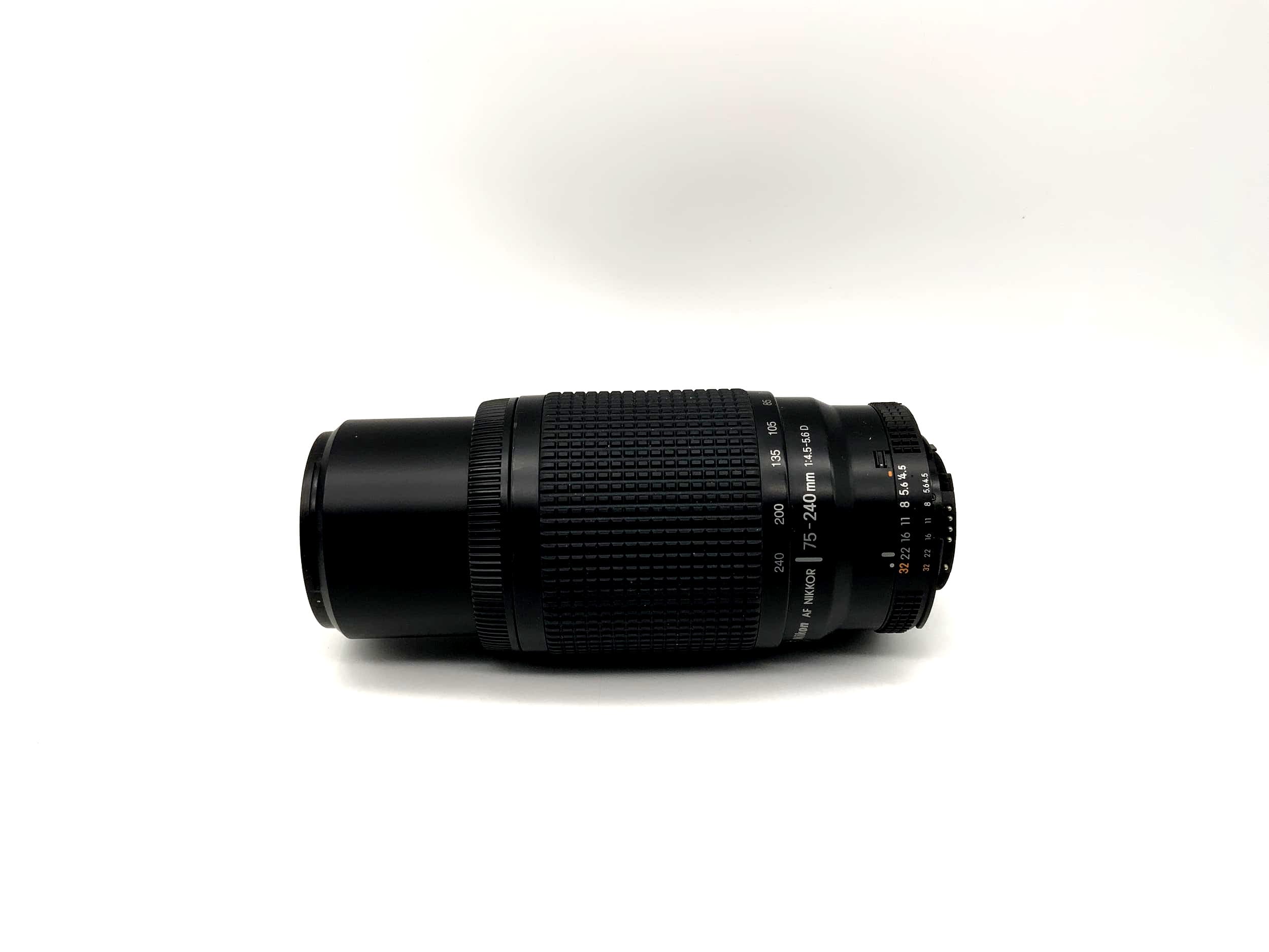 Objectif Nikon 75-240 mm 1:4,5-5,6 D AF Nikkor pour appareil photo (Nikon AF)