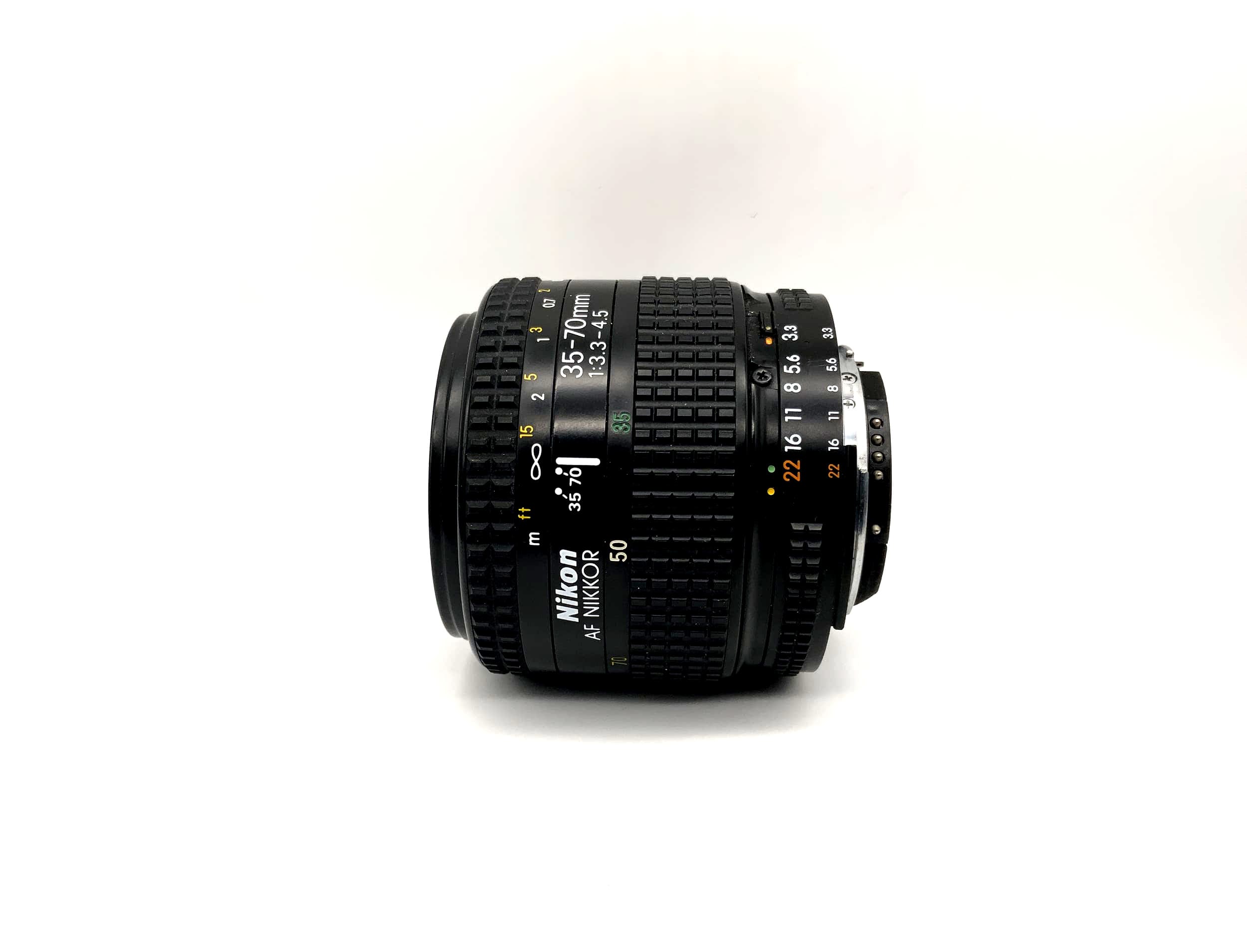Objectif Nikon 35-70 mm 1:3,3-4,5 AF Nikkor pour appareil photo (Nikon AF)