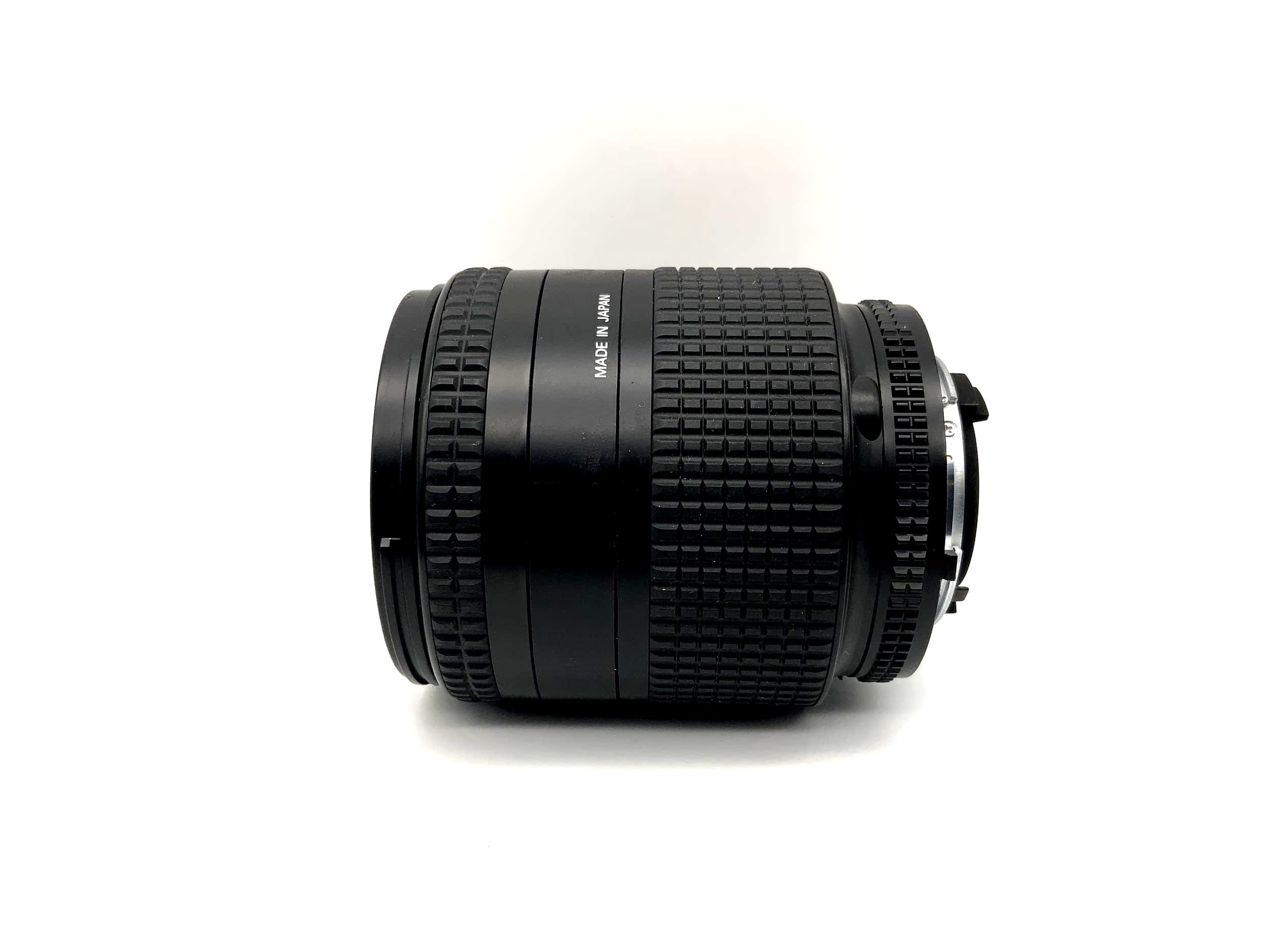Objectif Nikon 28-105 mm 1:3,5-4,5 D AF Nikkor Macro Objectif à mise au point automatique (Nikon AF)