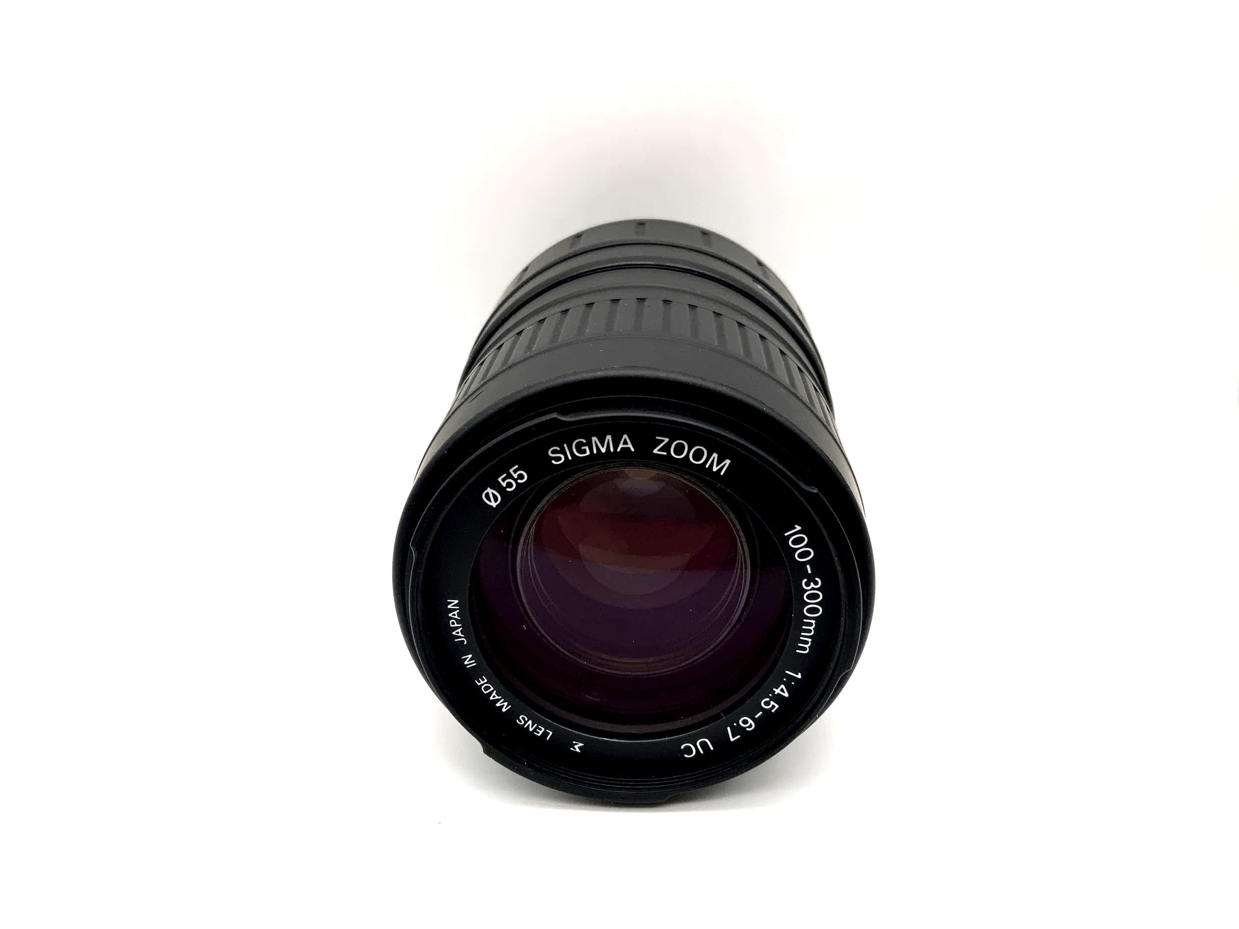 Objectif Sigma 100-300mm 1:4.5-6.7 UC Zoom D pour appareil photo (Nikon AF)