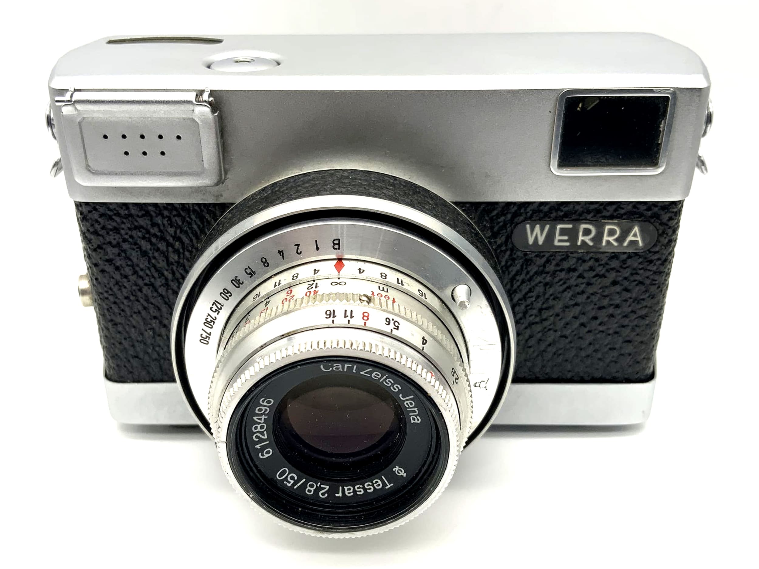 Pentacon Werra viewfinder camera with Carl Zeiss Tessar 2.8/50 Prestor RVS black