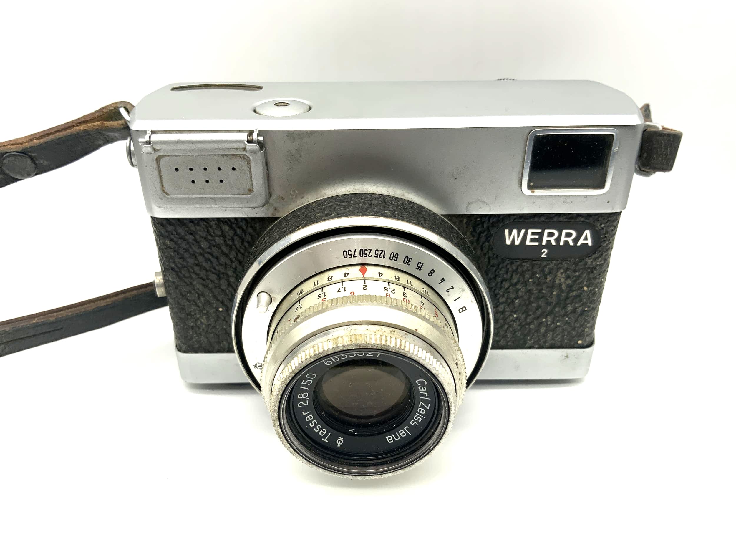 Pentacon Werra 2 viewfinder camera with Carl Zeiss Tessar 2.8/50 Prestor RVS black