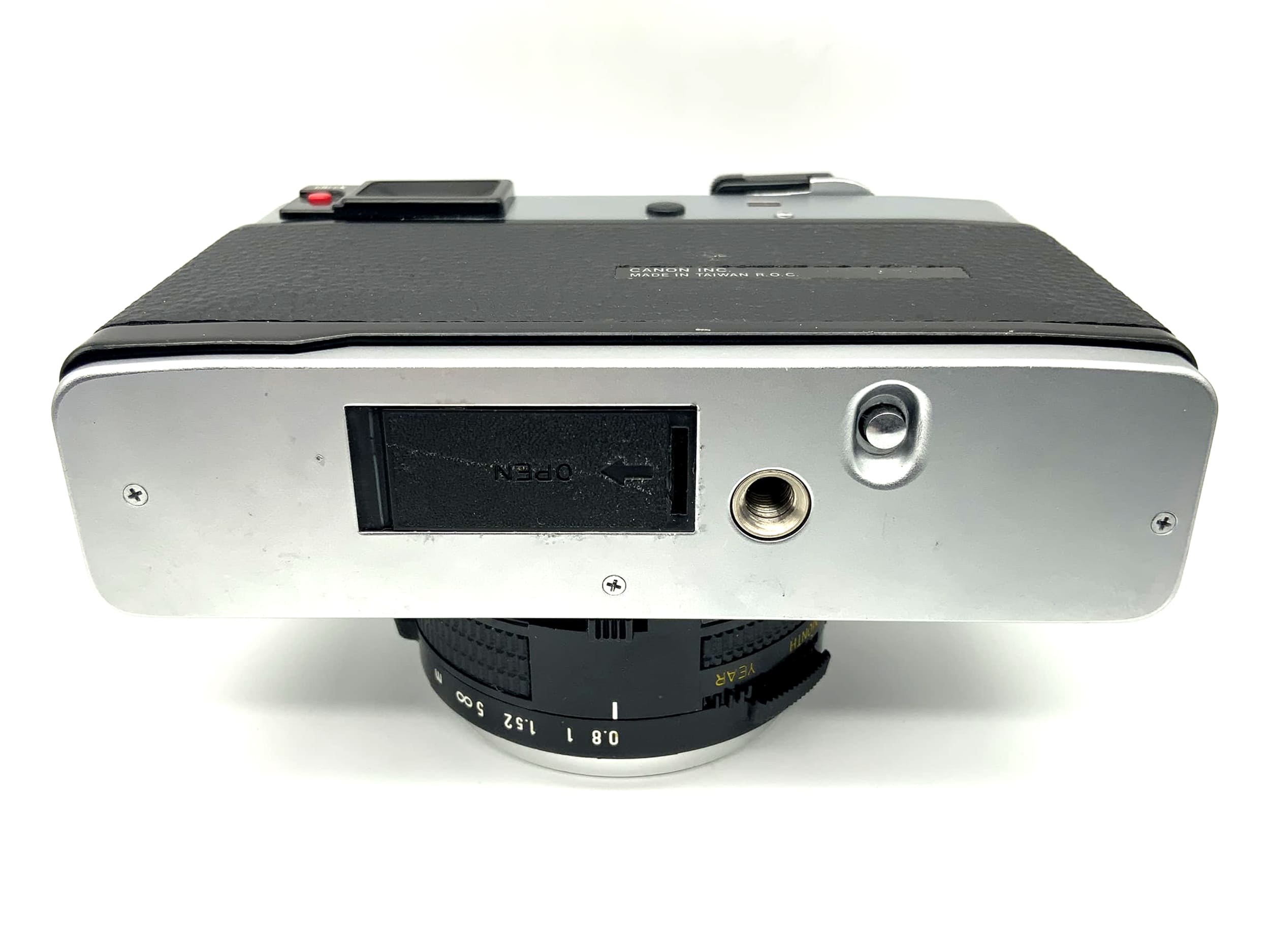 Canon Datematic viewfinder camera with 40mm 1:2.8 Canon Lens