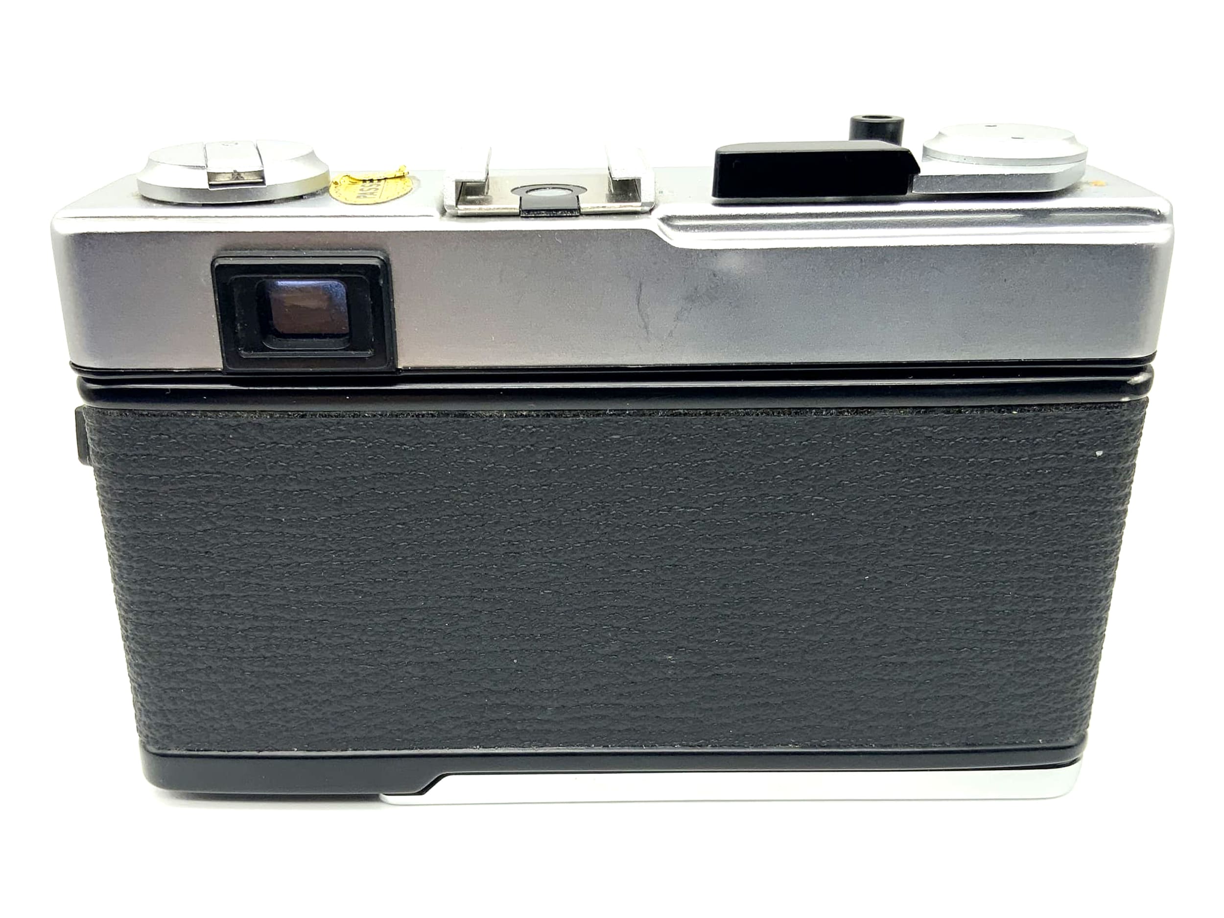 Olympus 35 RD rangefinder camera with F.Zuiko 1:1.7 f=40mm compact camera analog camera