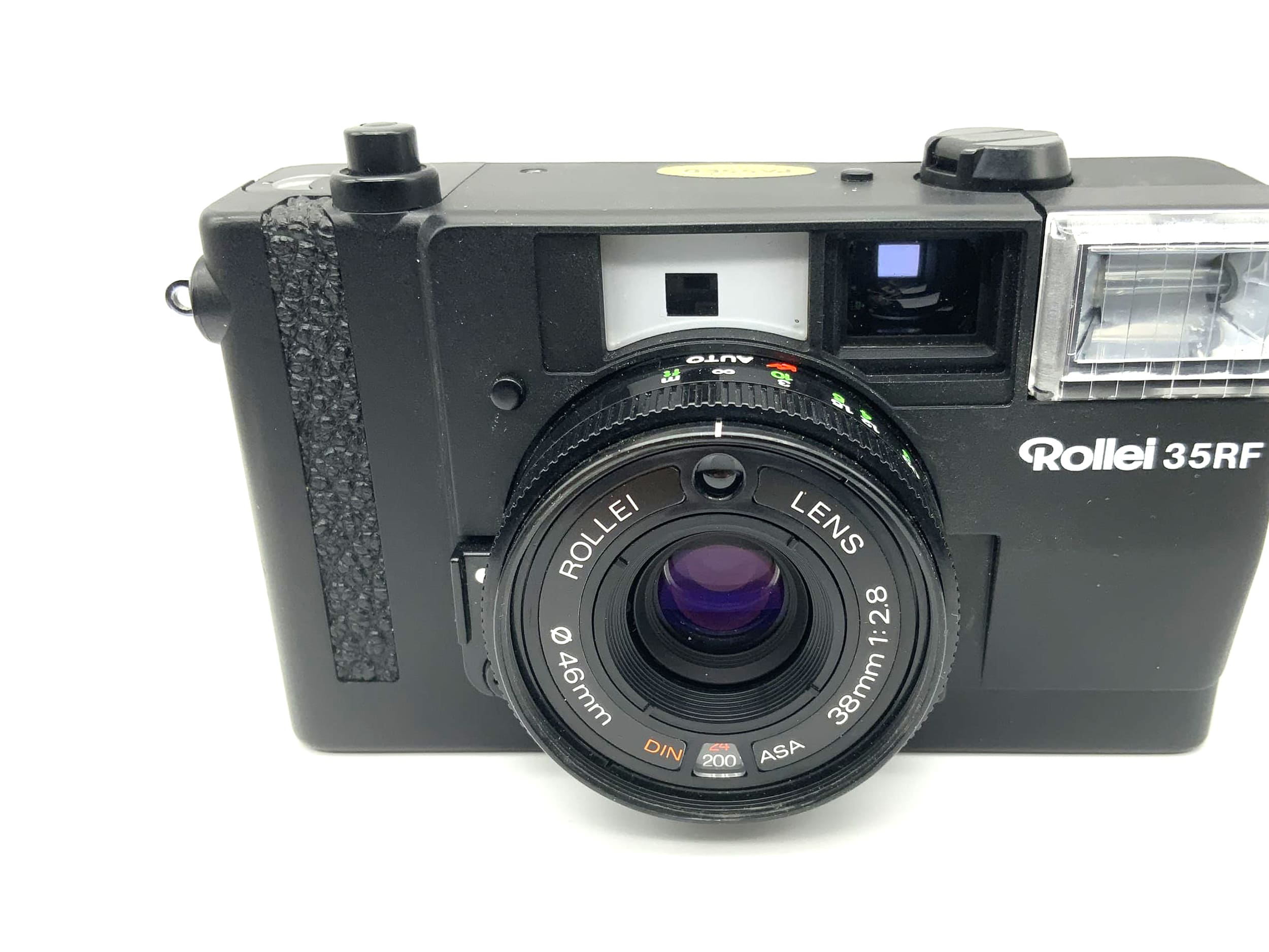 Rollei 35 RF viewfinder camera with 38mm 1:2.8 Rollei lens, compact camera, analog camera