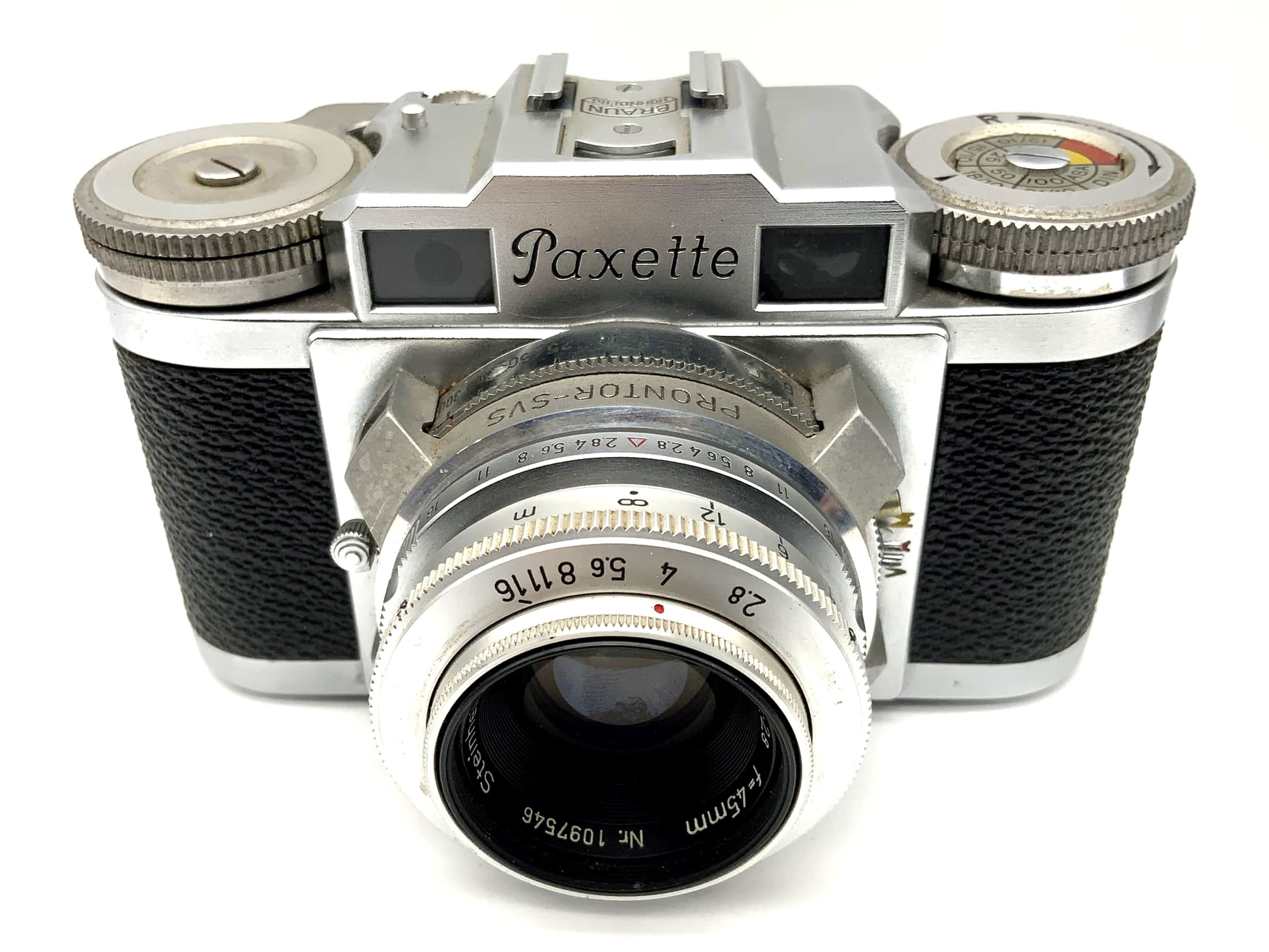 Braun Paxette with Steinheil München Cassarit 1:2.8 f=45mm Prontor-SVS black