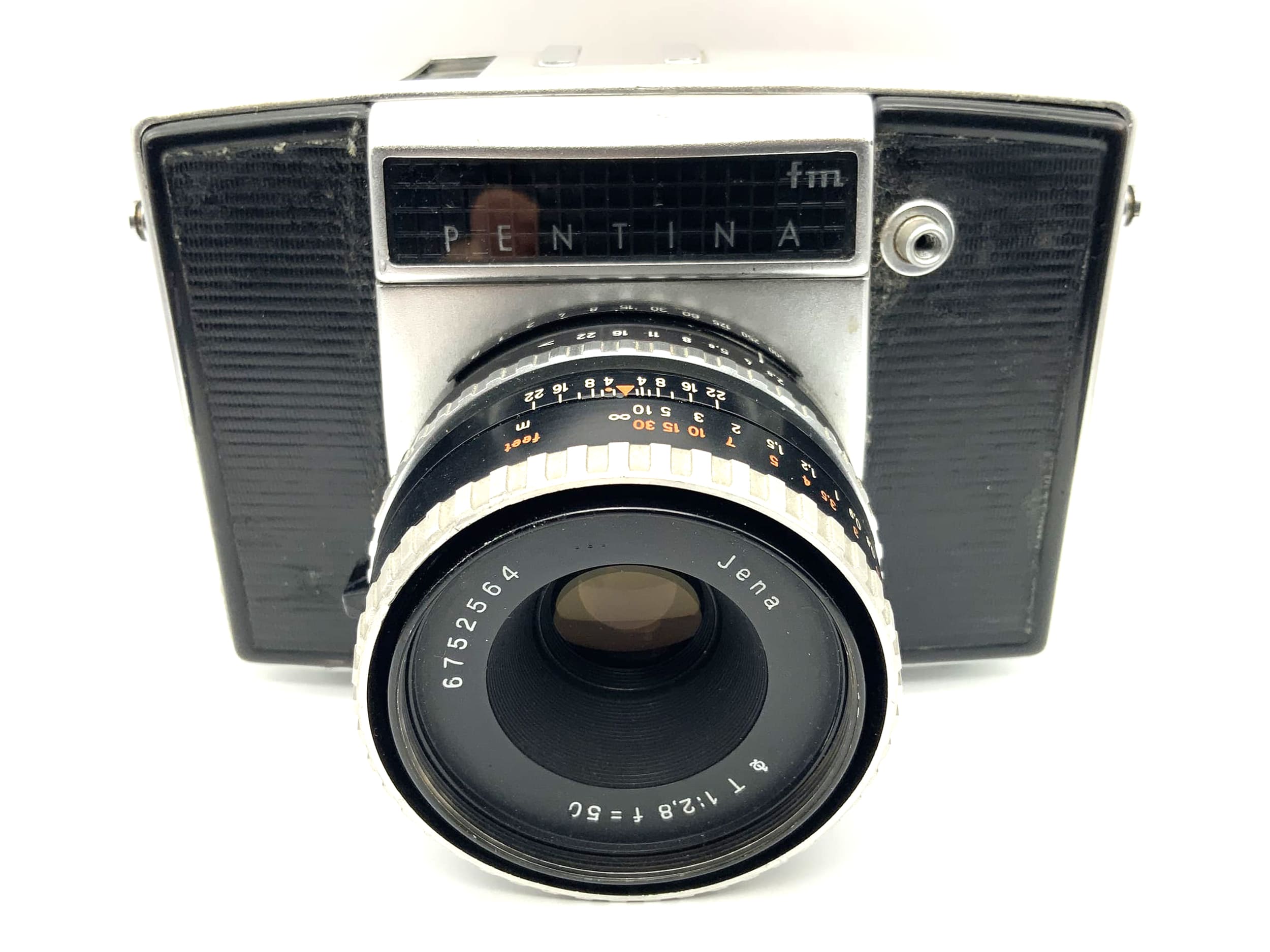 Pentacon Pentina fm rangefinder camera with Carl Zeiss Tessar 1:2.8 f=5cm light meter - defective!