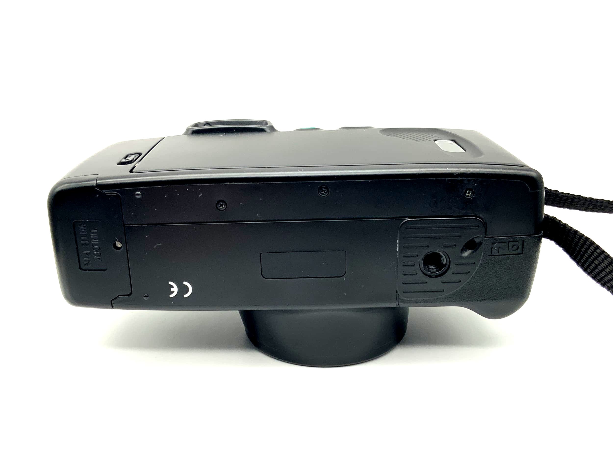 Appareil photo compact Carena Super Zoom 105 avec objectif zoom macro super 38-105 mm (35 mm)