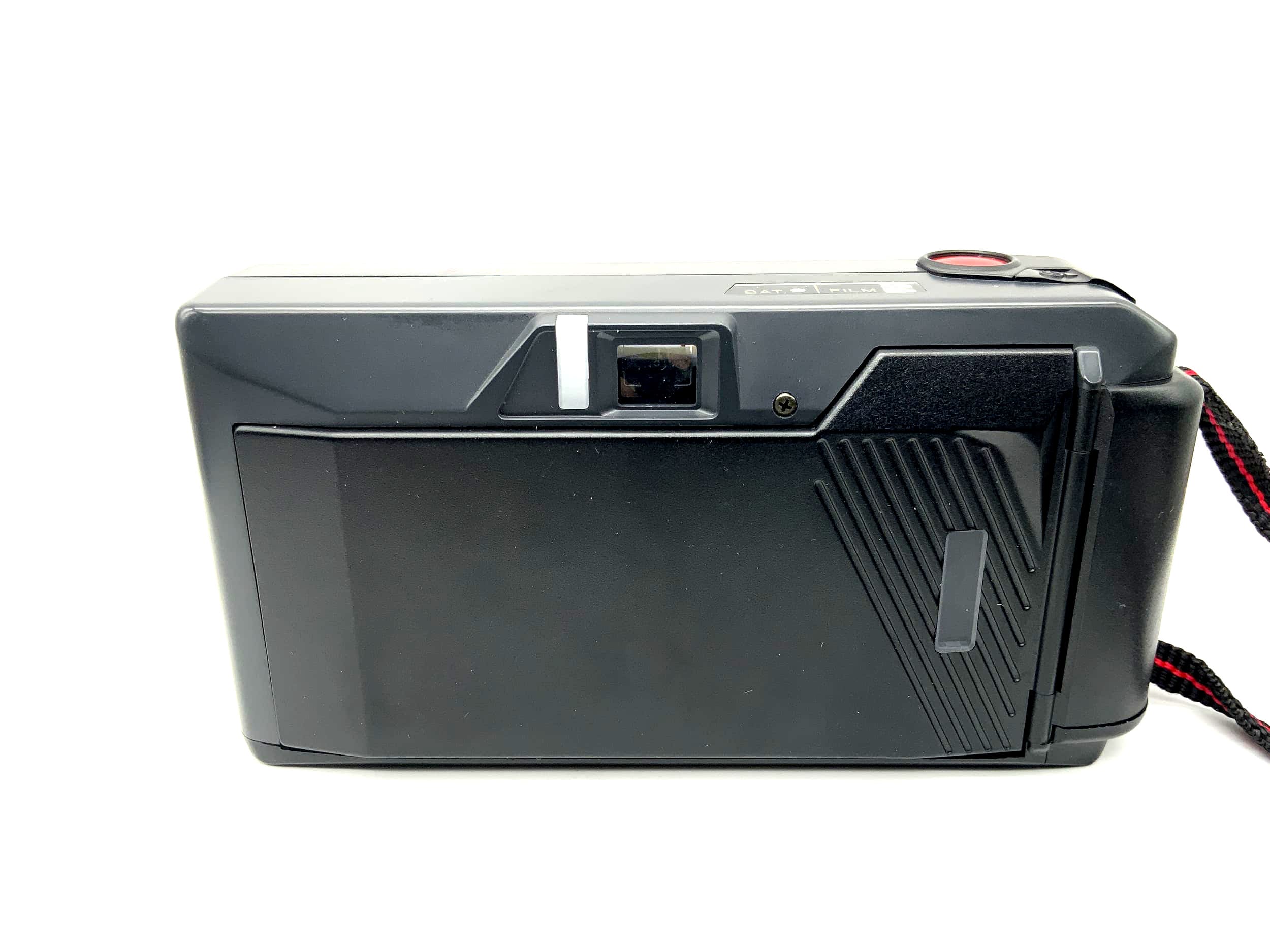 Yashica L AF Point&amp;Shoot with Yashica Lens 32mm 1:3.5 DX analog camera 35mm