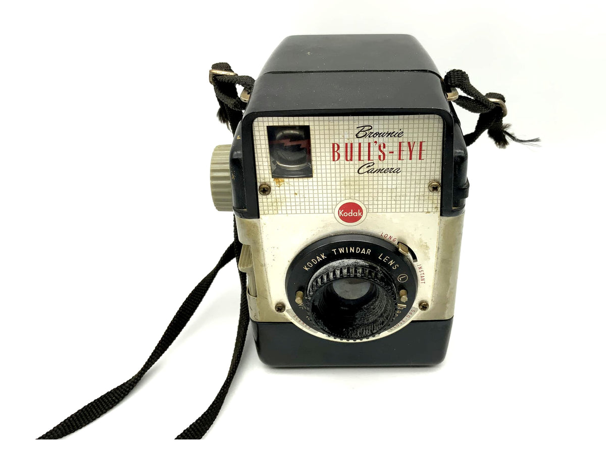 Kodak Brownie Bulls Eye Box Camera with Twindar Lens (Analog Camera)