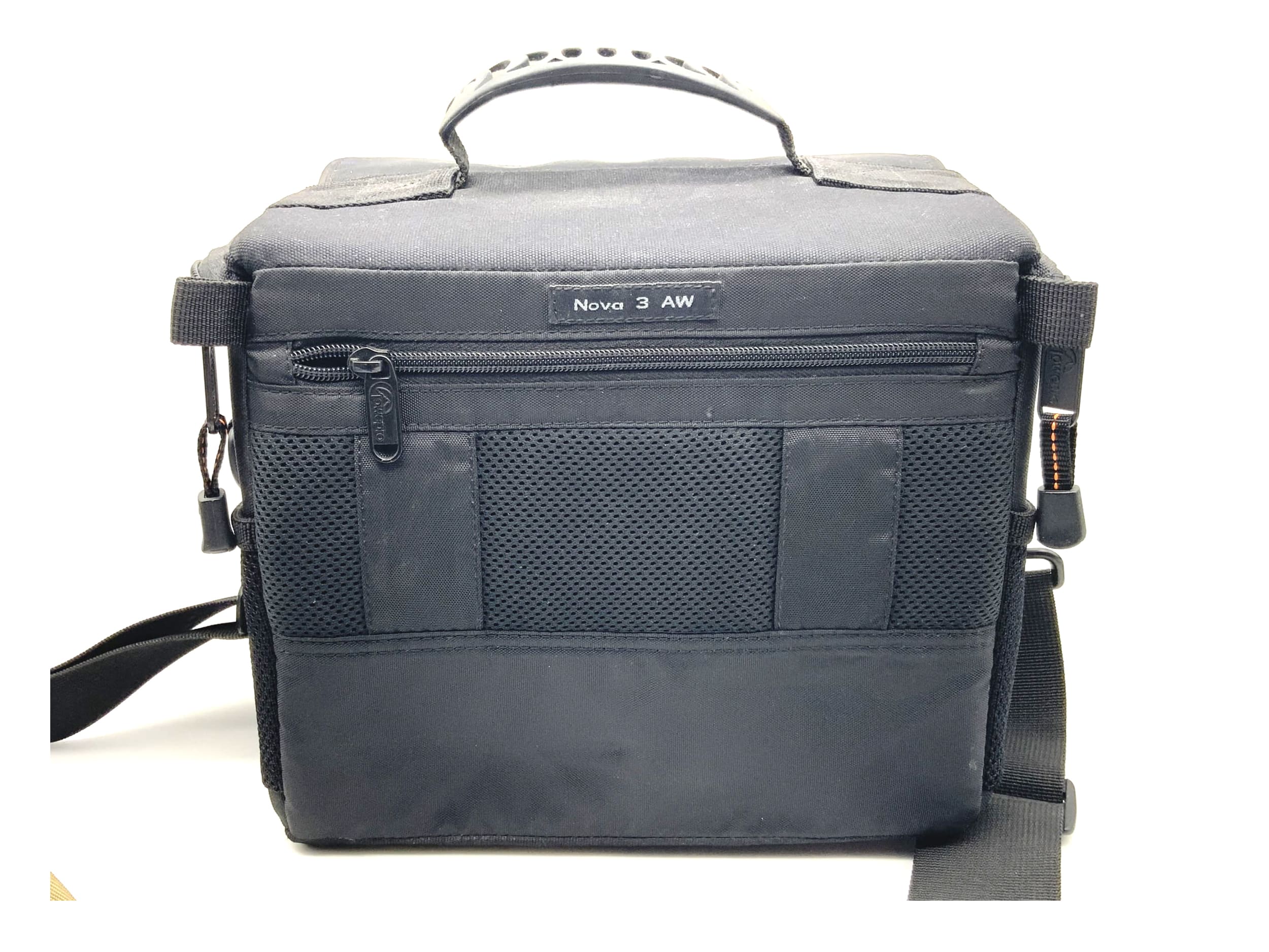 Lowepro camera bag Nova 3 AW black approx. 22x20x12cm