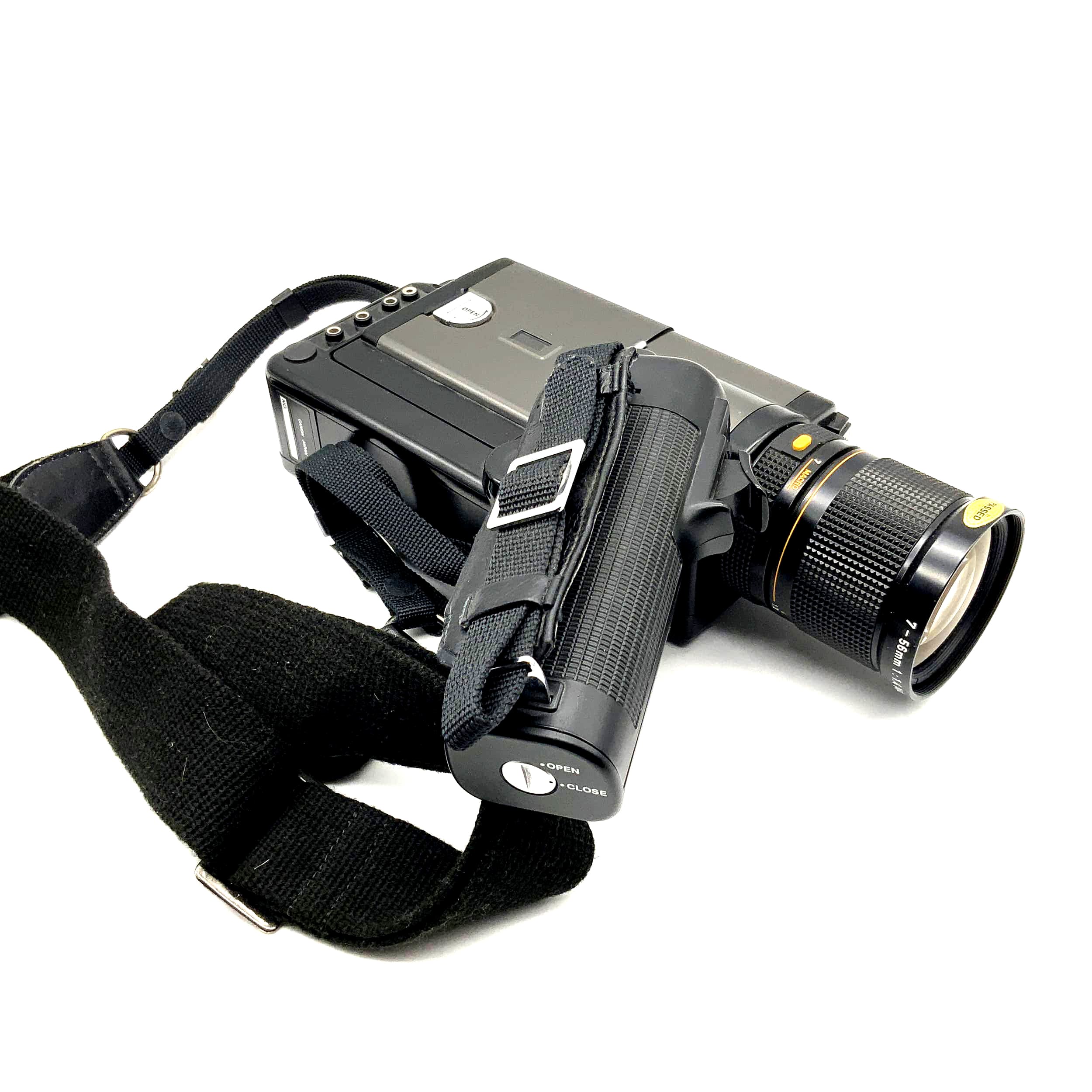 Canon 814 XL-S Film Camera with Zoom Lens C-8 7-56mm 1:1.4 Macro Super 8 Camera