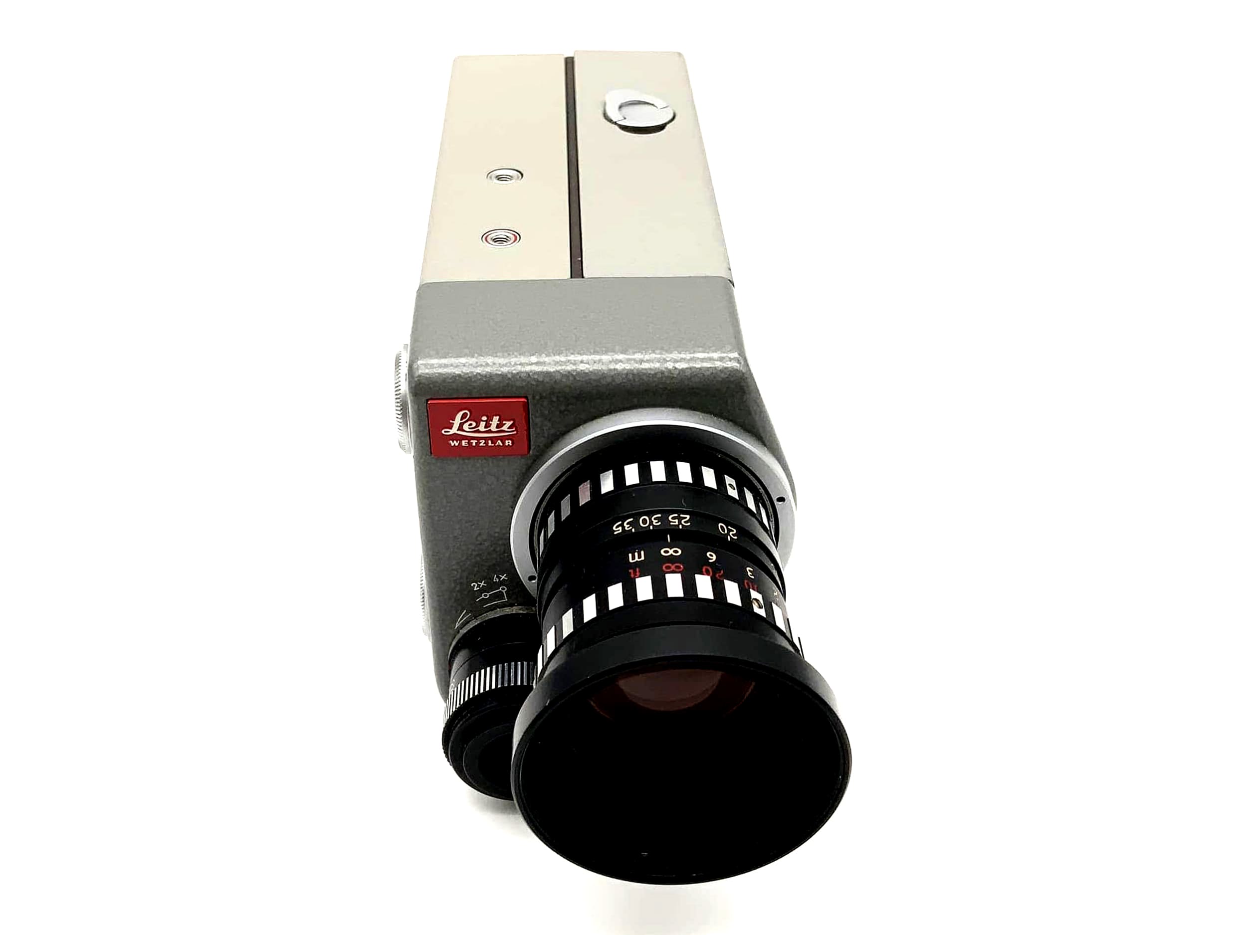 Appareil photo argentique Leitz Leicina 8SV avec objectif Leicina Vario 1:1,8/7,5-35 mm Super 8