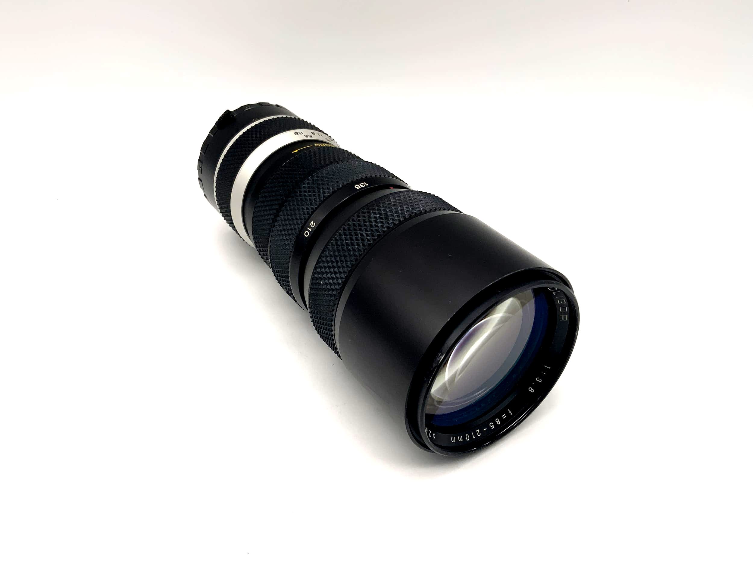 Objectif macro Soligor 85-210 mm 1:3.8 pour appareil photo (monture Miranda)