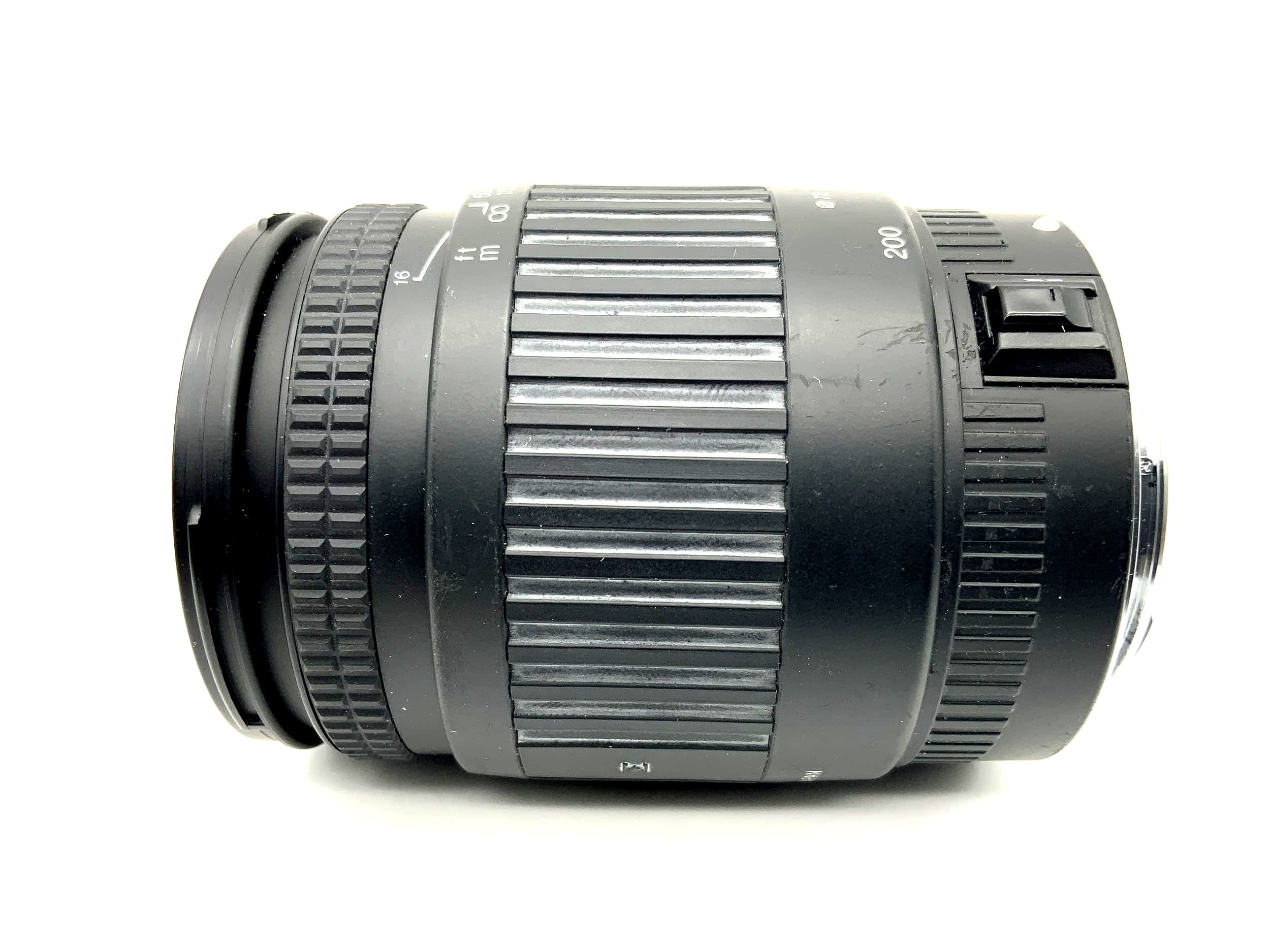 Objectif Sigma 28-200 mm 1:3.8-5.6 Zoom SAF pour appareil photo (Canon EF)