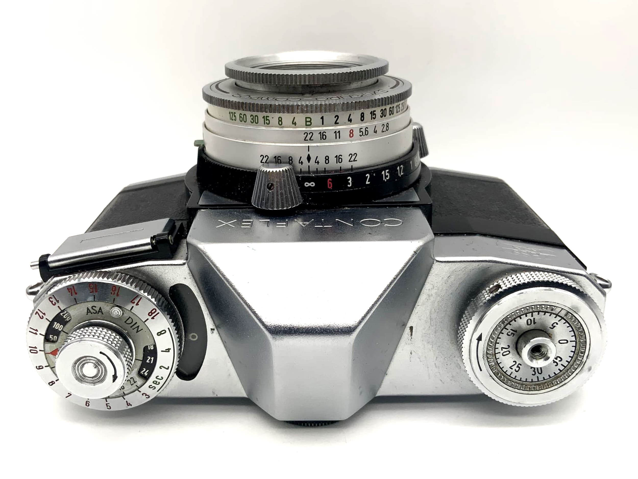 Boîtier Zeiss Ikon Contaflex 35 mm reflex argentique avec objectif Tessar 2.8/50 Synchro Compur