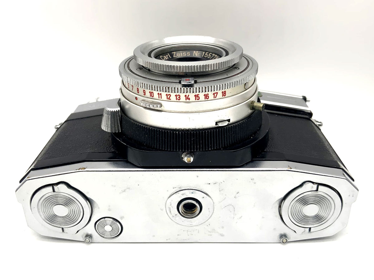 Boîtier Zeiss Ikon Contaflex 35 mm reflex argentique avec objectif Tessar 2.8/50 Synchro Compur