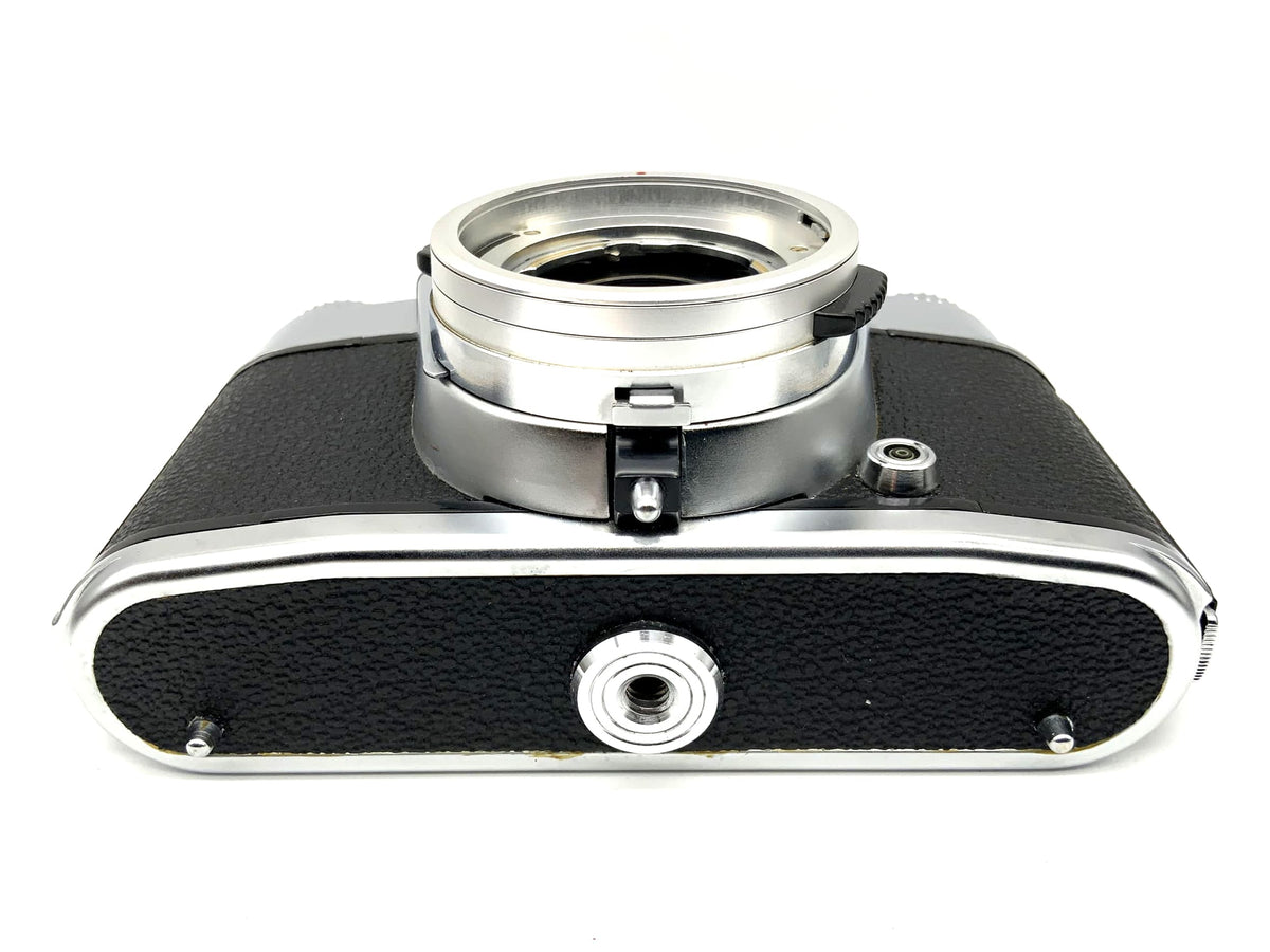 Voigtländer Bessamatic deluxe 35mm SLR analog camera body (DKL)