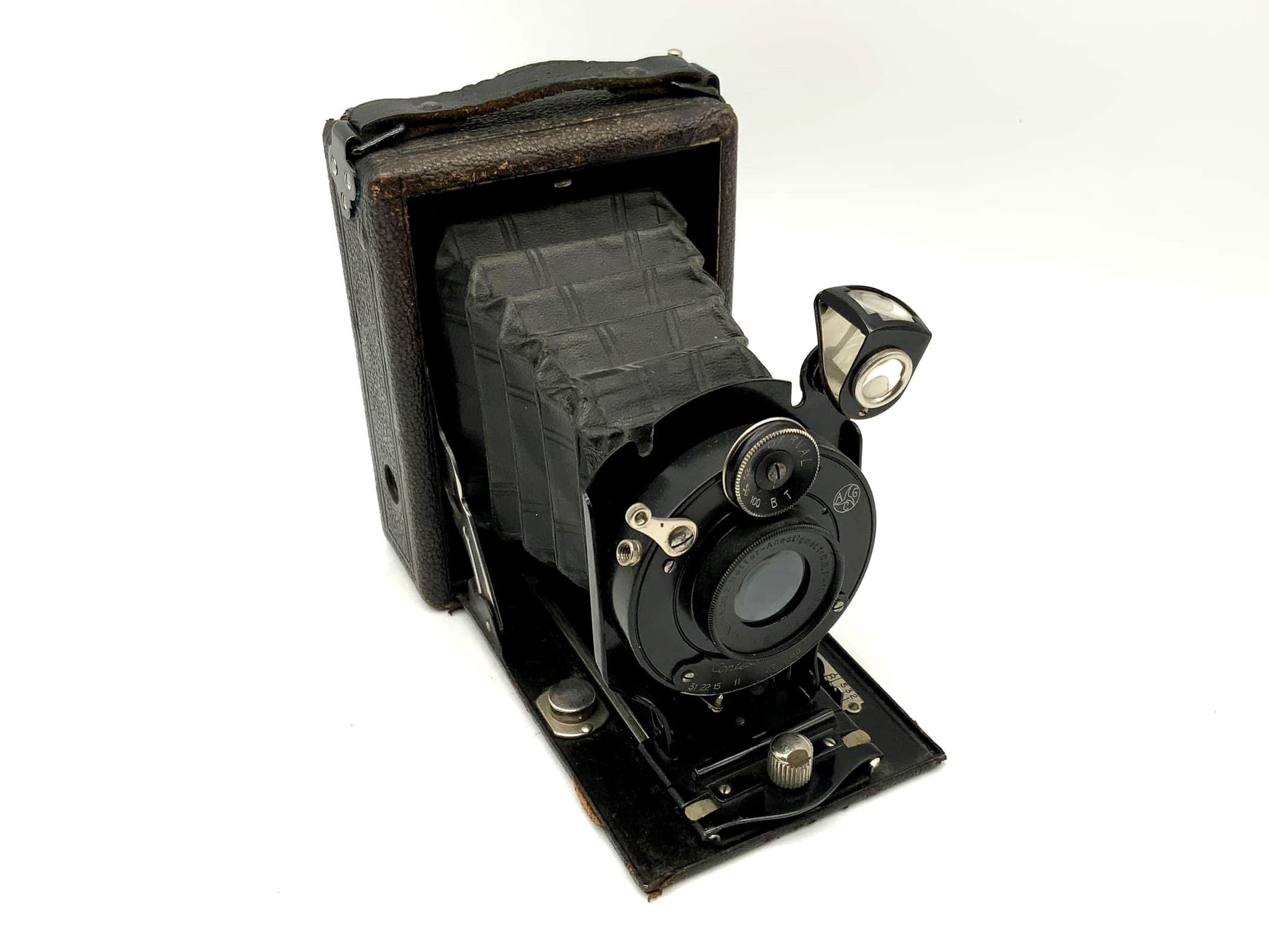 Appareil photo analogique Contessa Nettel Suevia avec objectif Anastigmat 1:6.3 F=10.5cm