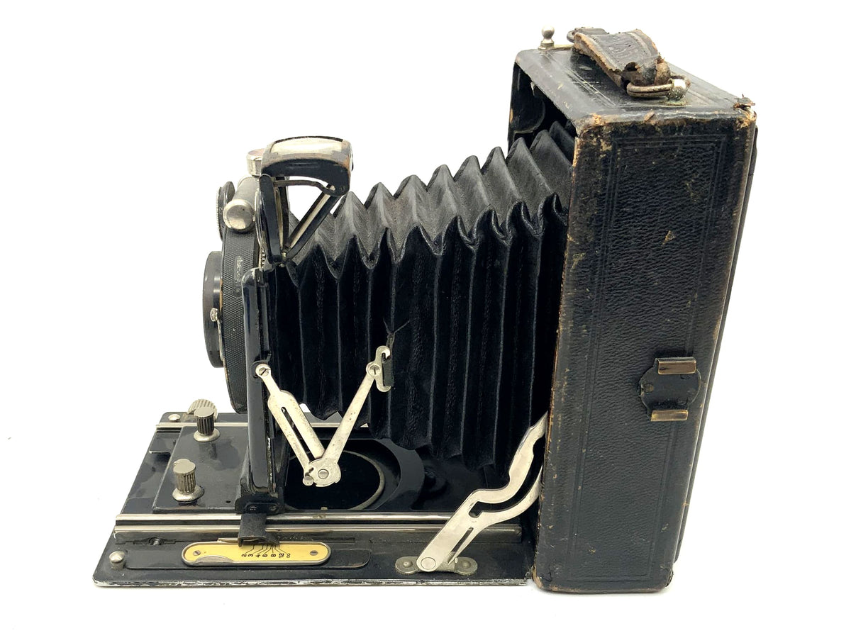 ICA Minimal 235 plate camera with Carl Zeiss Tessar 1:4.5 f=13.5cm Compur