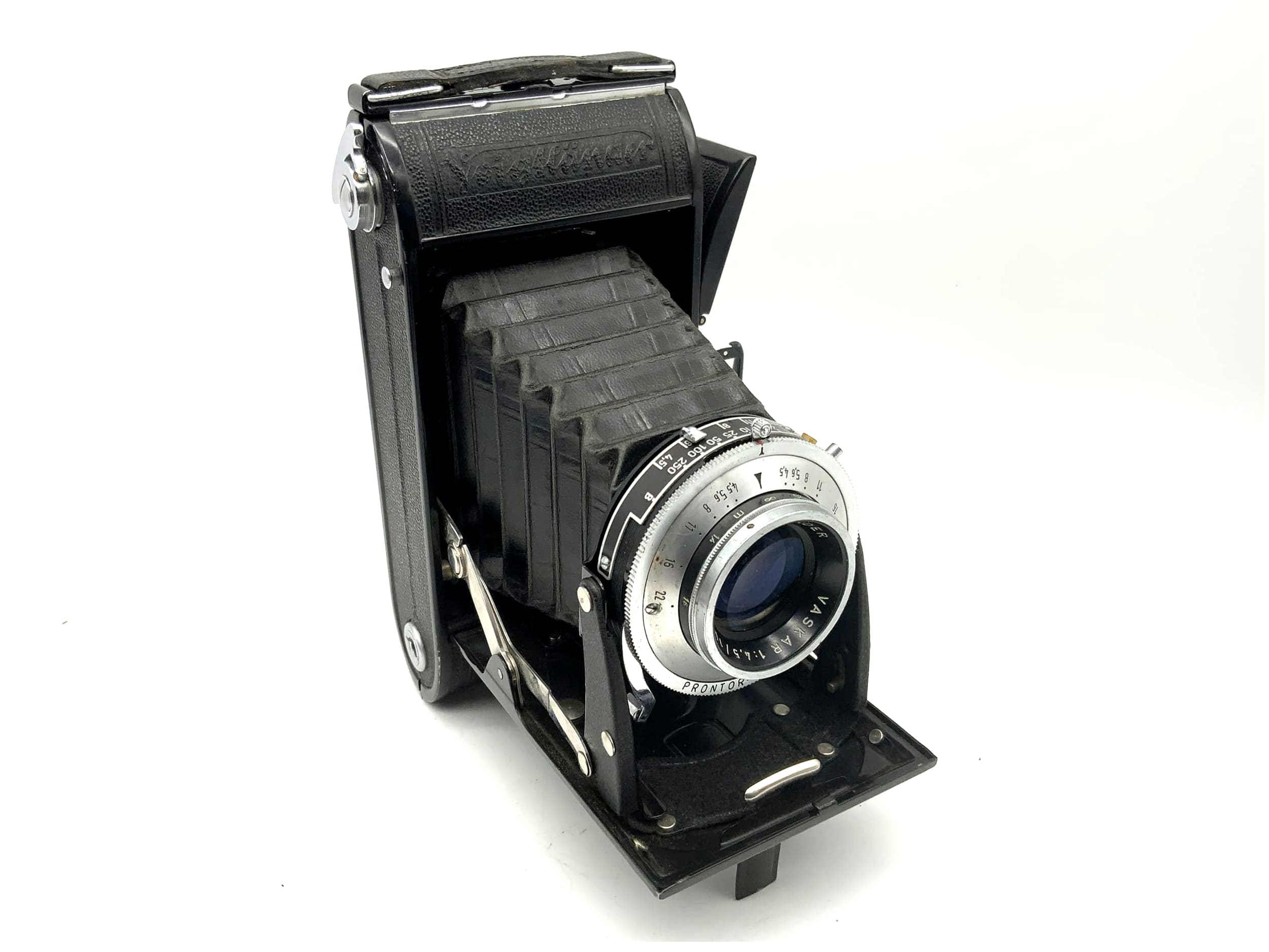 Appareil photo pliant Voigtländer Bessa avec caméra analogique Vaskar 1:4,5/105 Prontor-S 6x9