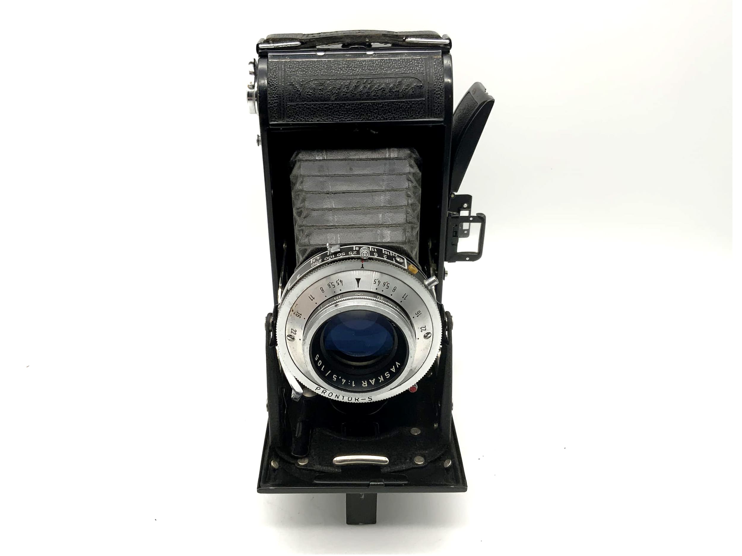 Appareil photo pliant Voigtländer Bessa avec caméra analogique Vaskar 1:4,5/105 Prontor-S 6x9