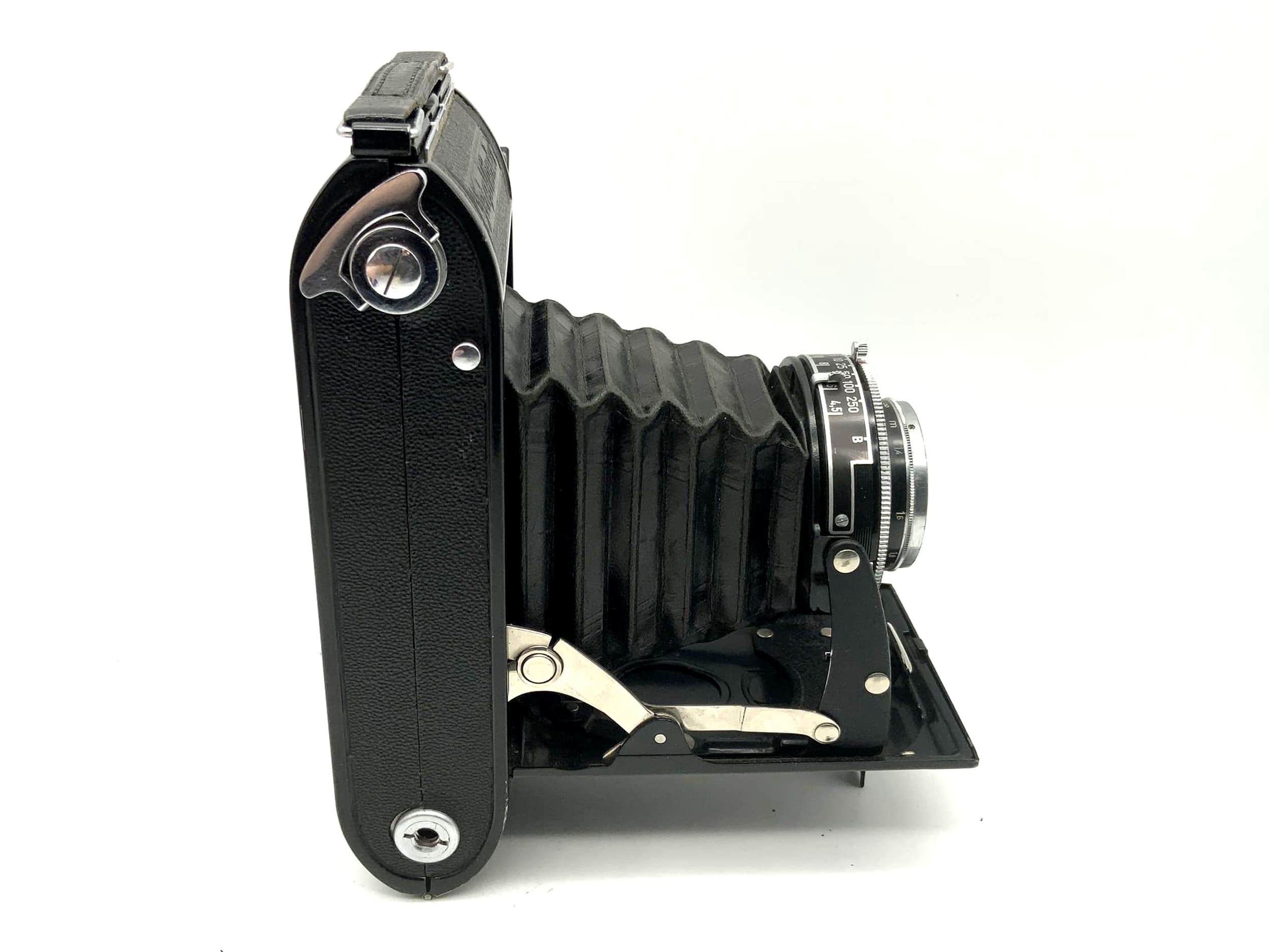 Appareil photo pliant Voigtländer Bessa avec caméra analogique Vaskar 1:4,5/105 Prontor-S 6x9