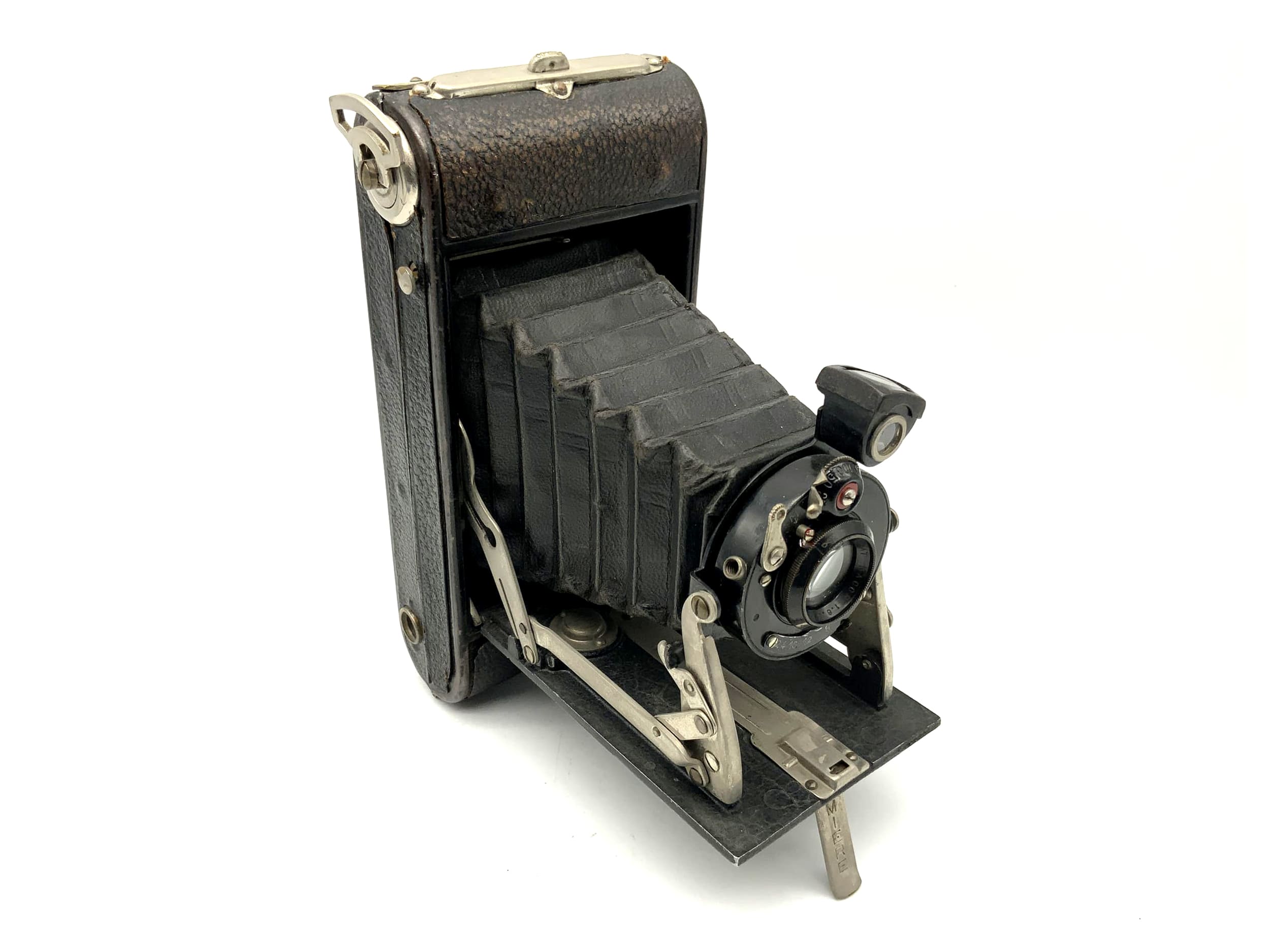 Appareil photo pliant Lumière Nada avec objectif Nacor 1:6.3 F:10.5cm 6x9 analogique