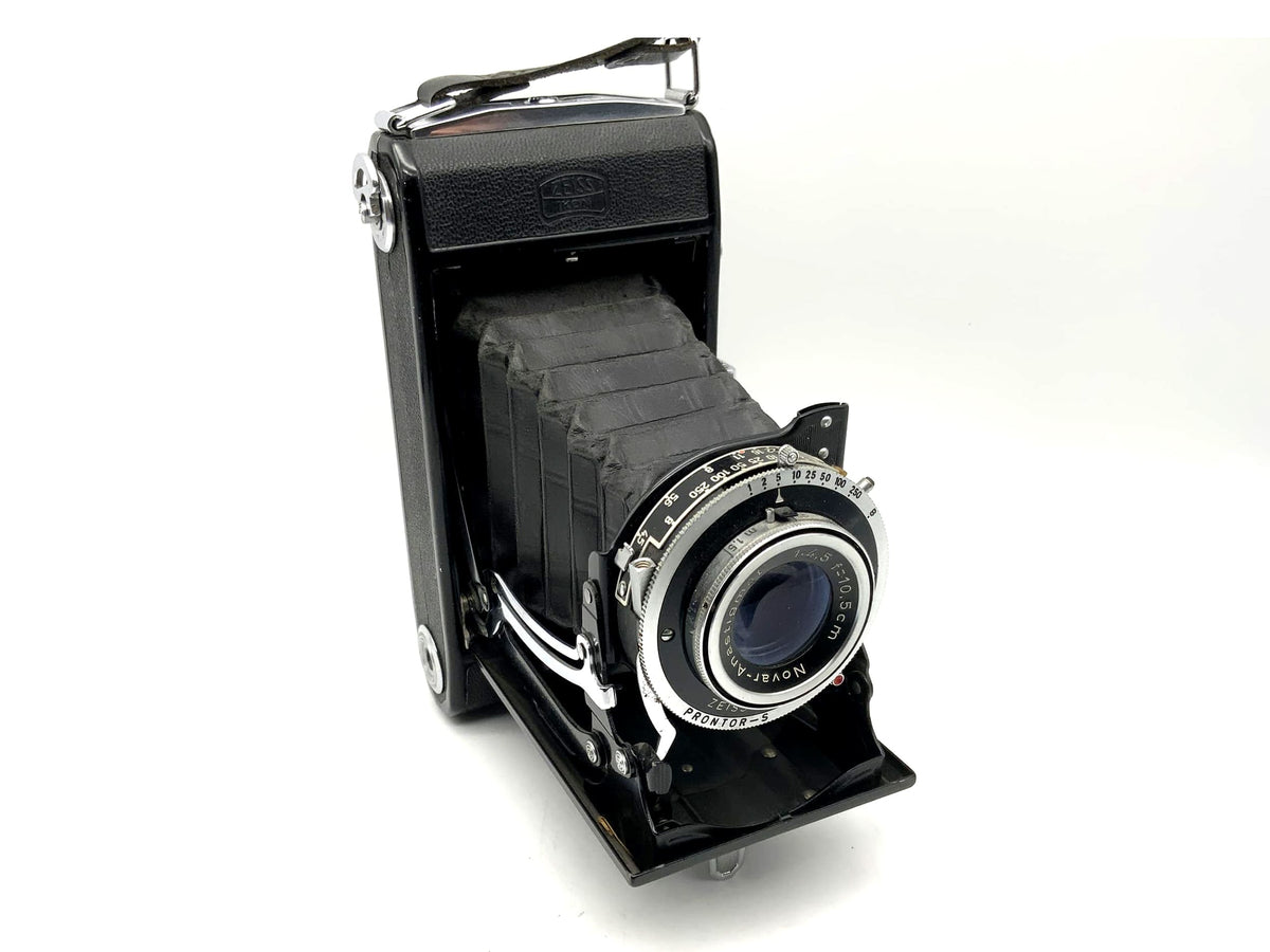 Zeiss Ikon Nettar 515/2 folding camera with Novar Anastigmat 1:4.5/10.5cm Prontor-S