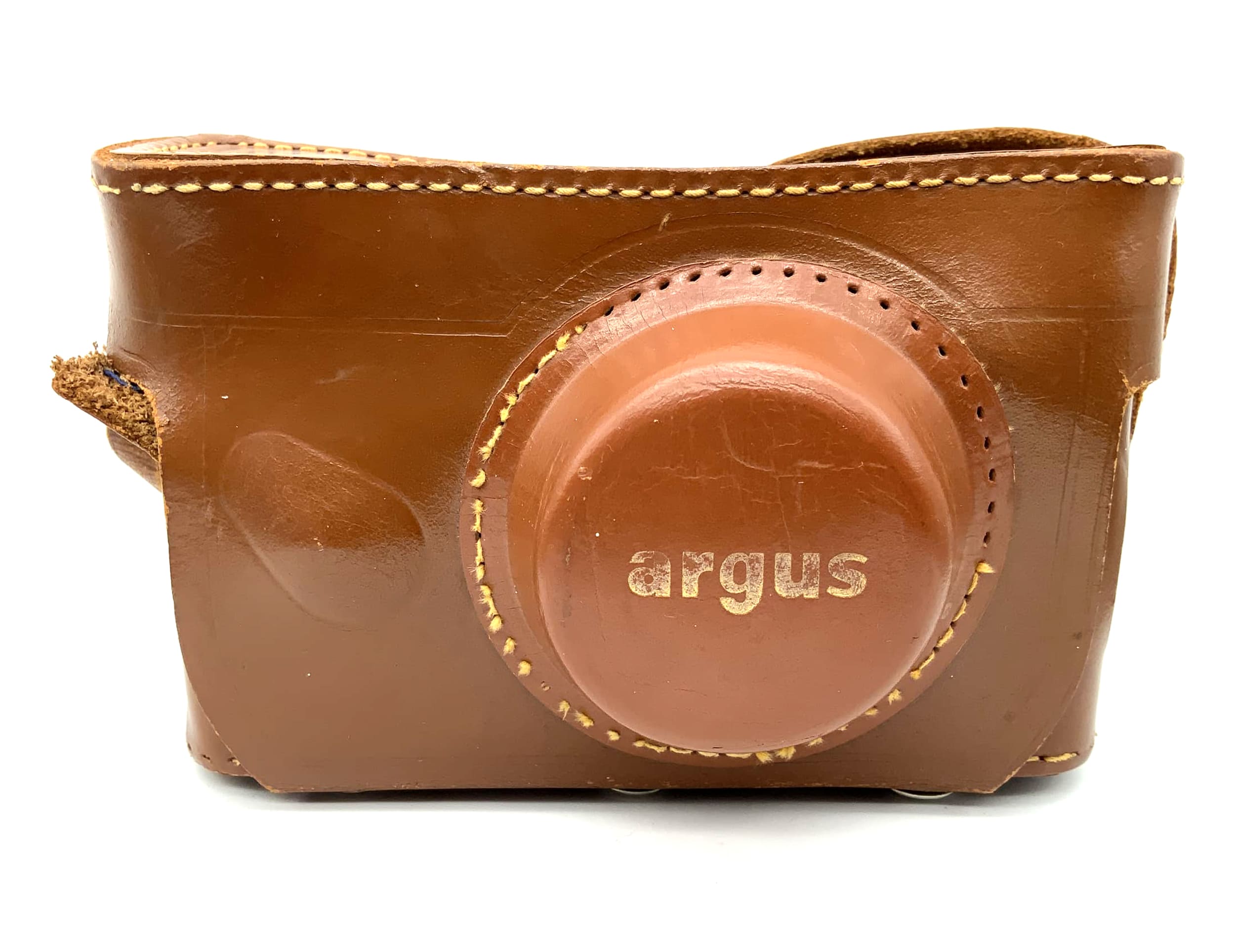 Appareil photo compact argentique Argus C-3 avec viseur et objectif Cintar f/3.5 50 mm, étui inclus.