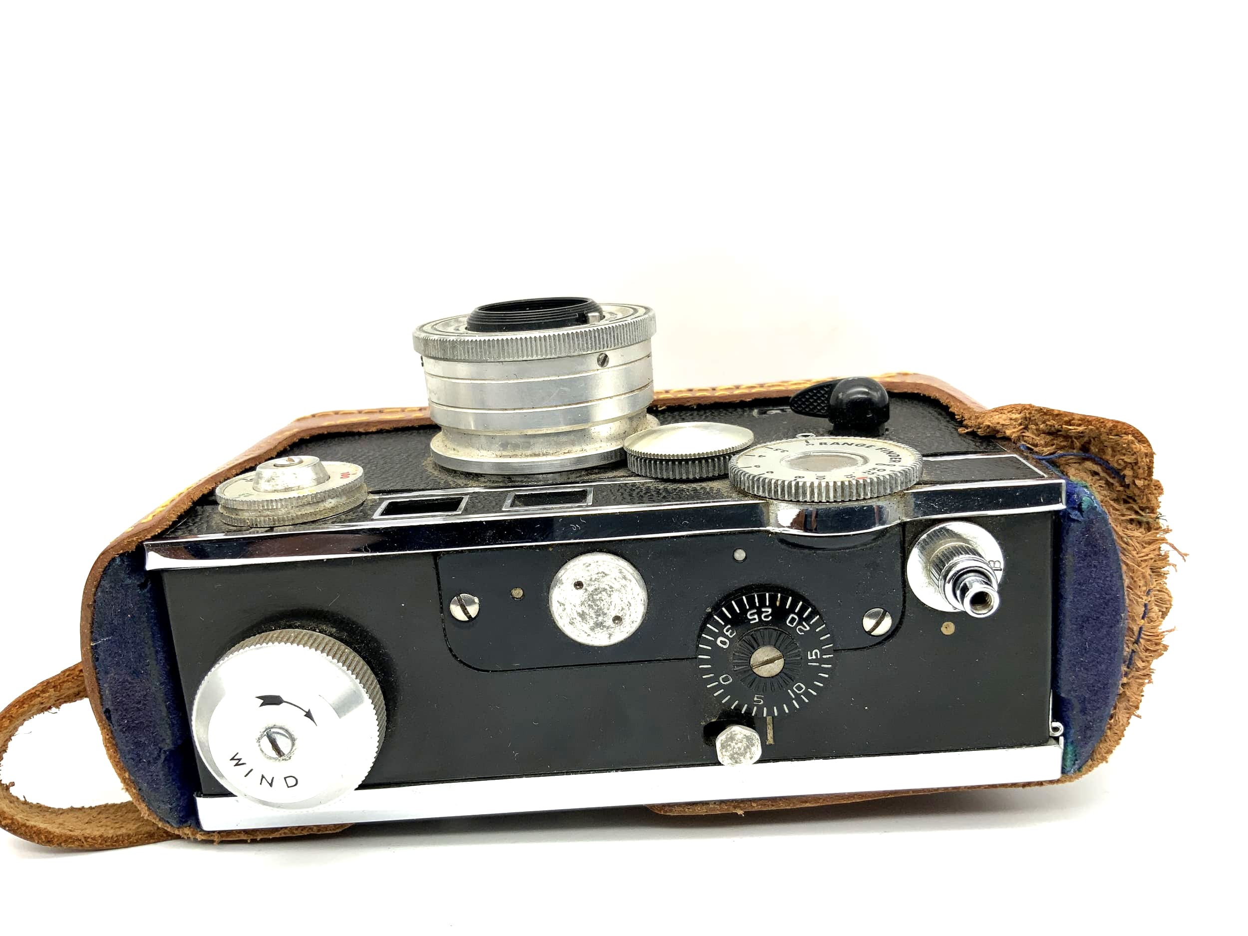 Appareil photo compact argentique Argus C-3 avec viseur et objectif Cintar f/3.5 50 mm, étui inclus.
