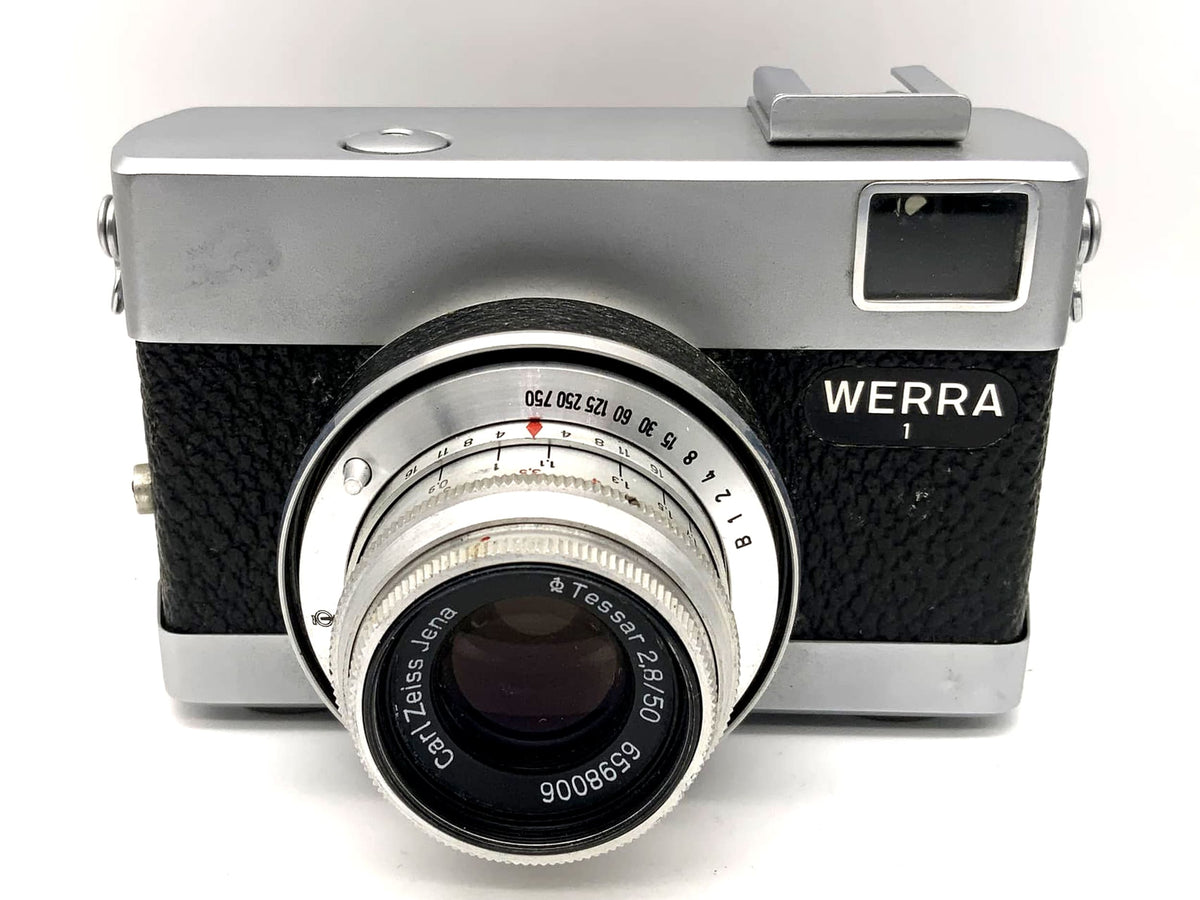 Appareil photo à visée directe Carl Zeiss Werra 1 avec objectif Tessar 2.8/50 Prestor RVS analogique