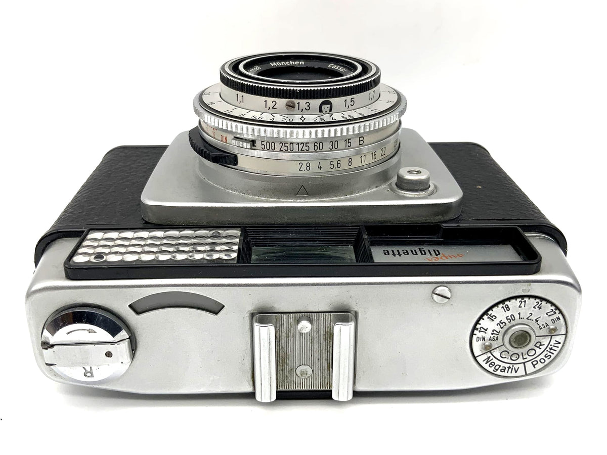 Dacora Super Dignette viewfinder camera with Cassar 1:2.8 f=45mm Prontor 500 LK