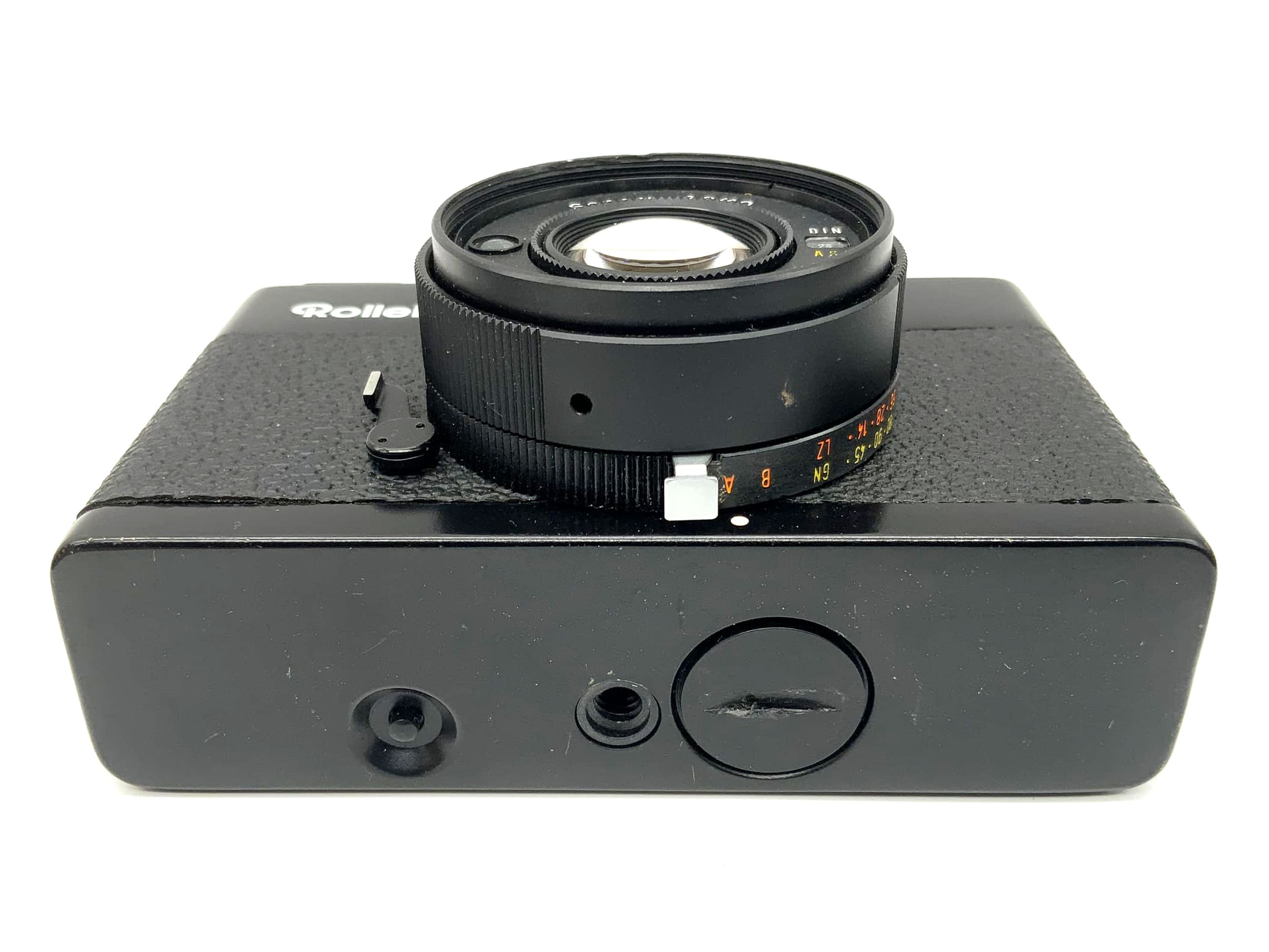 Rollei XF 35 viewfinder camera with Sonnar 2.3/40 compact camera analog camera