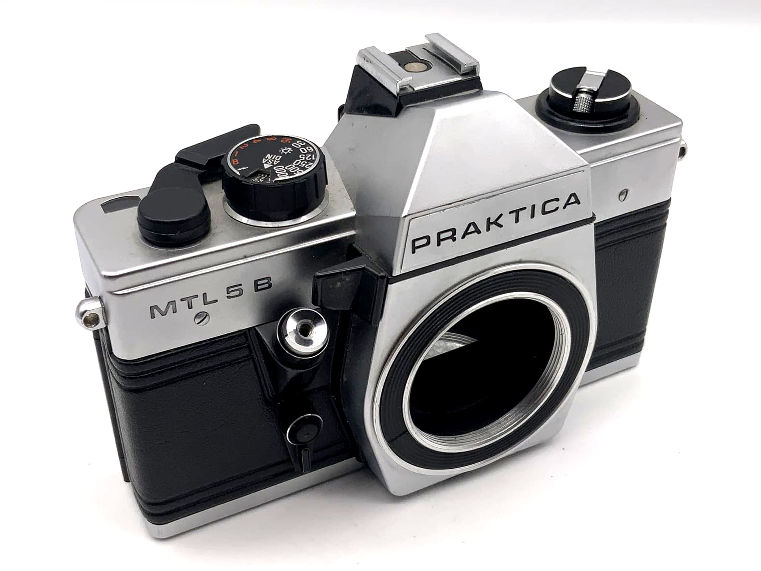Praktica MTL 5 B SLR camera Pentacon 35mm camera body