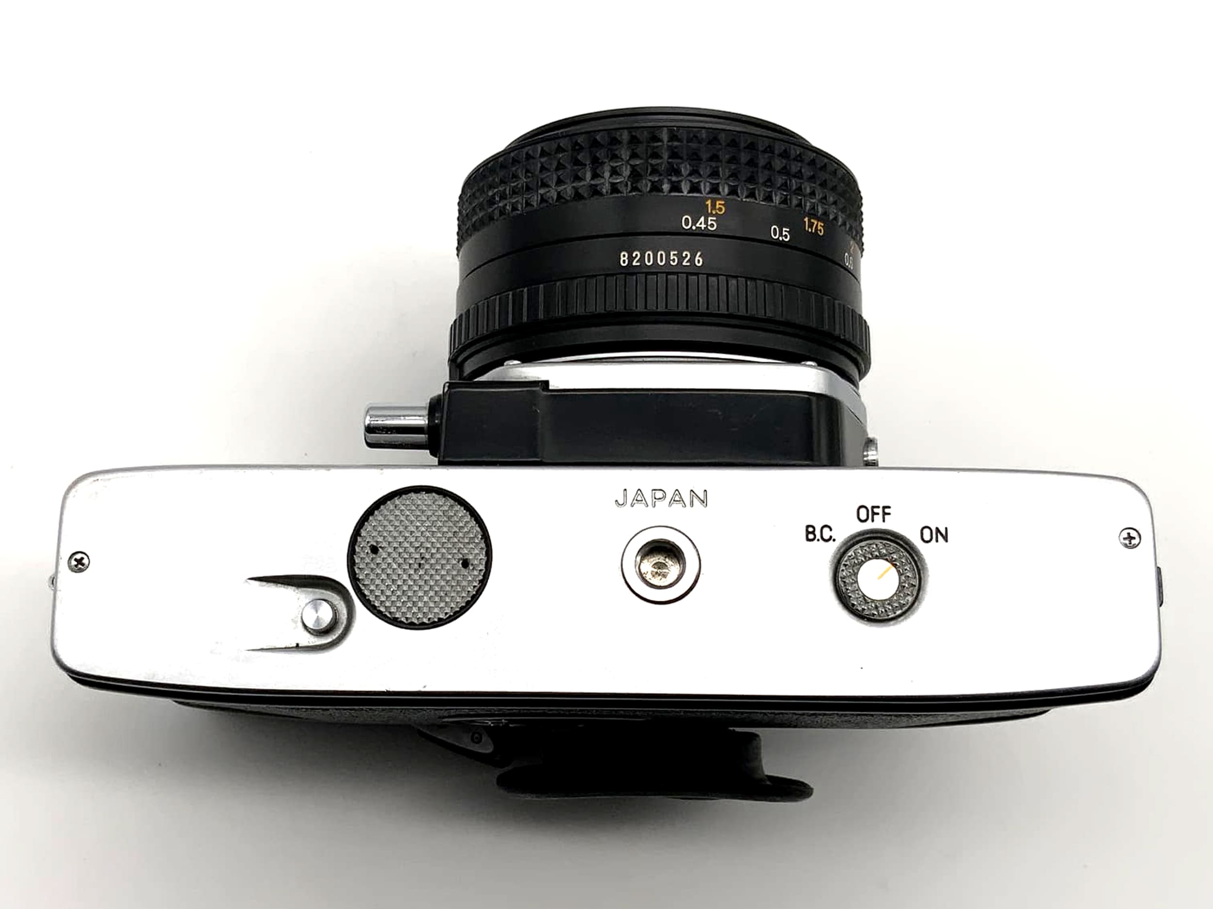 Minolta SRT 101 avec objectif Minolta MD 1.7 50 mm, appareil photo reflex argentique 35 mm.