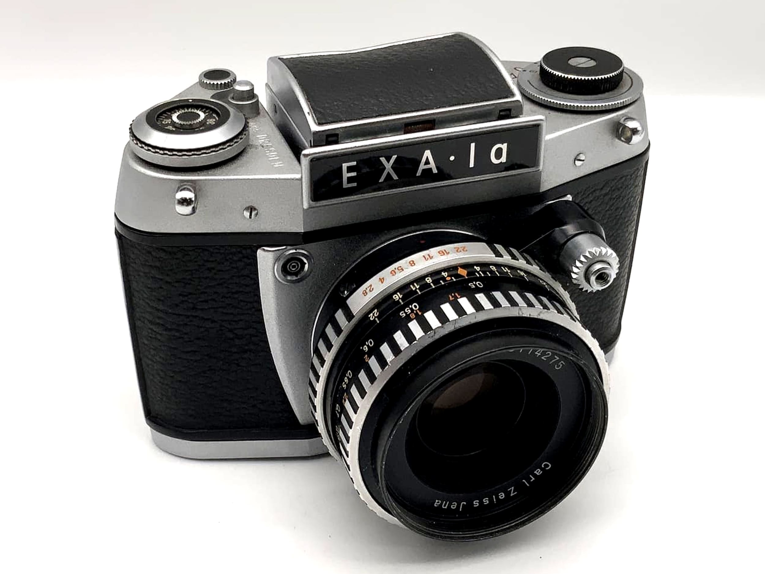 Exakta EXA 1a avec appareil photo reflex Carl Zeiss Tessar 2.8 50 mm analogique 35 mm