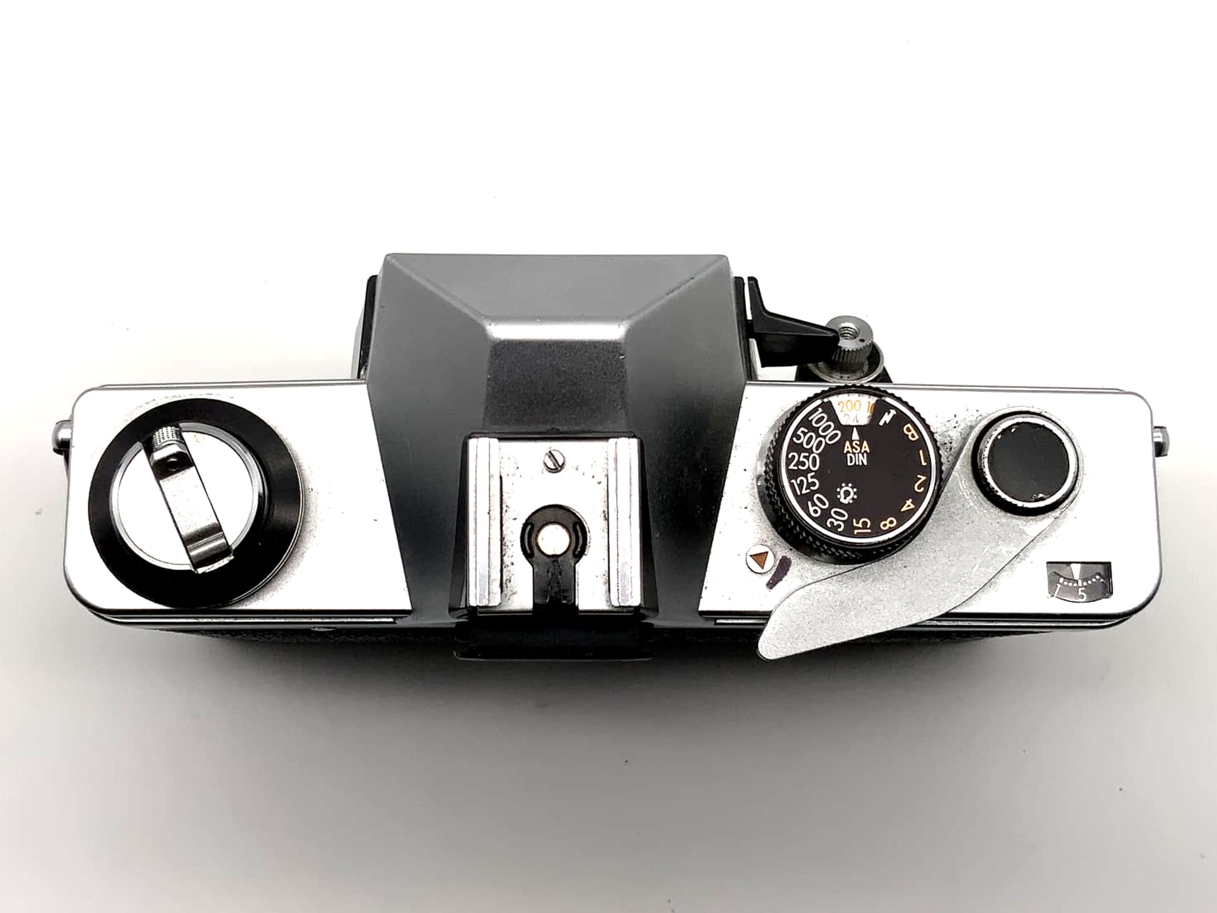 Appareil photo reflex numérique Pentacon Praktica LTL (boîtier argentique 35 mm)