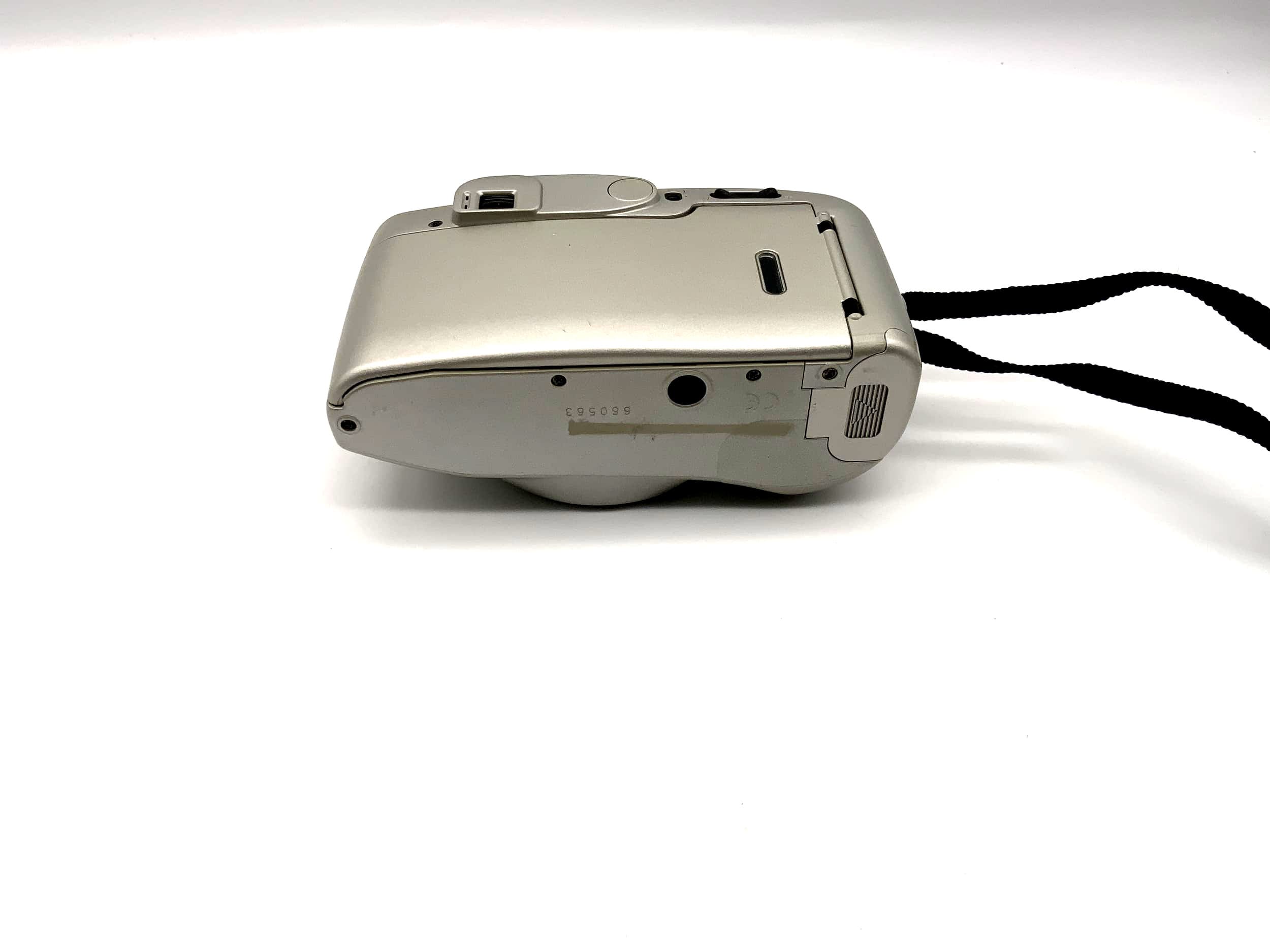 Appareil photo compact analogique Yashica EZS Zoom 105, format 35 mm, autofocus, point &amp; shoot