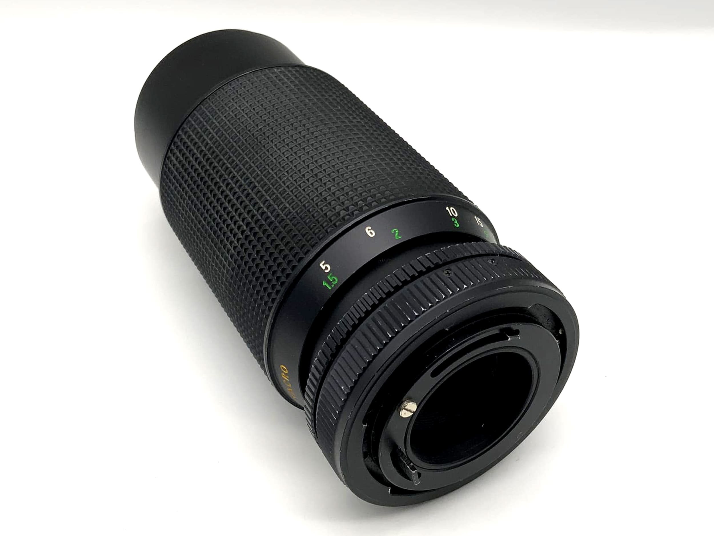 Objectif Hanimex MC Auto Zoom 1:4.5 80-200 mm pour Canon FD analogique