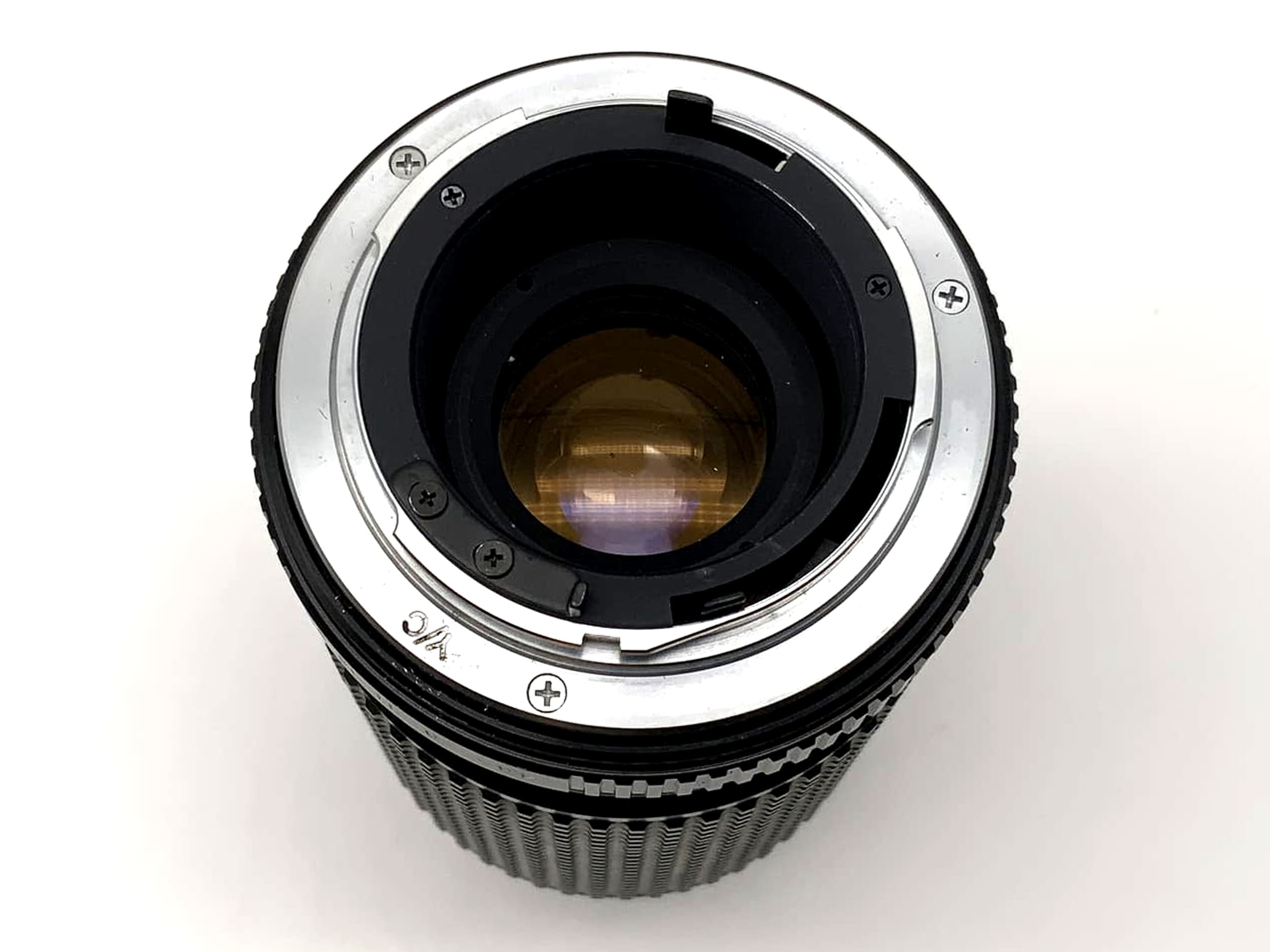 Objectif analogique Tokina RMC 1:4.5 80-200mm (Yashica Contax C/Y)