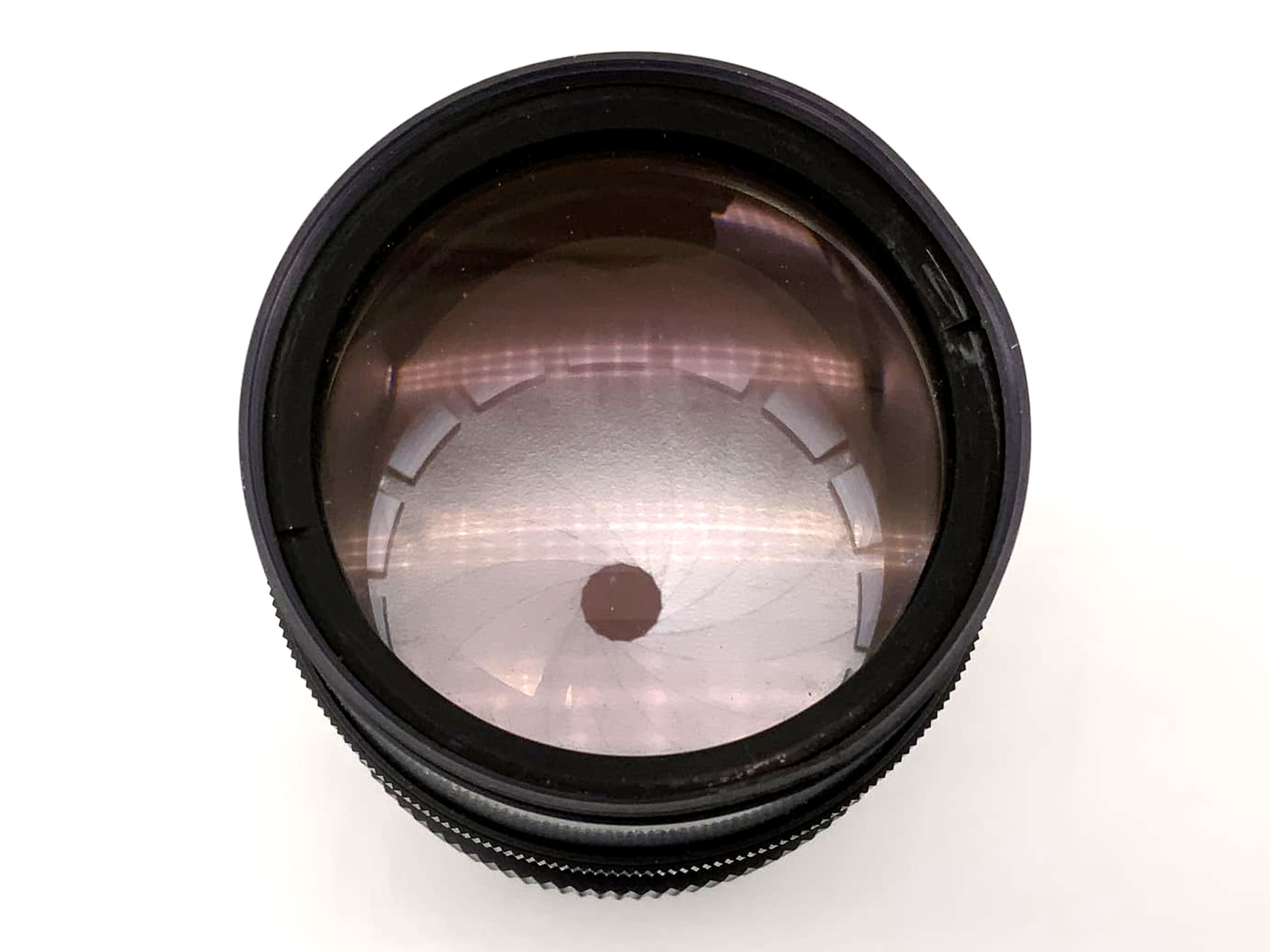 Pentacon f/4 200mm telephoto lens, analog 15-blade Exa mount 4/200 GDR