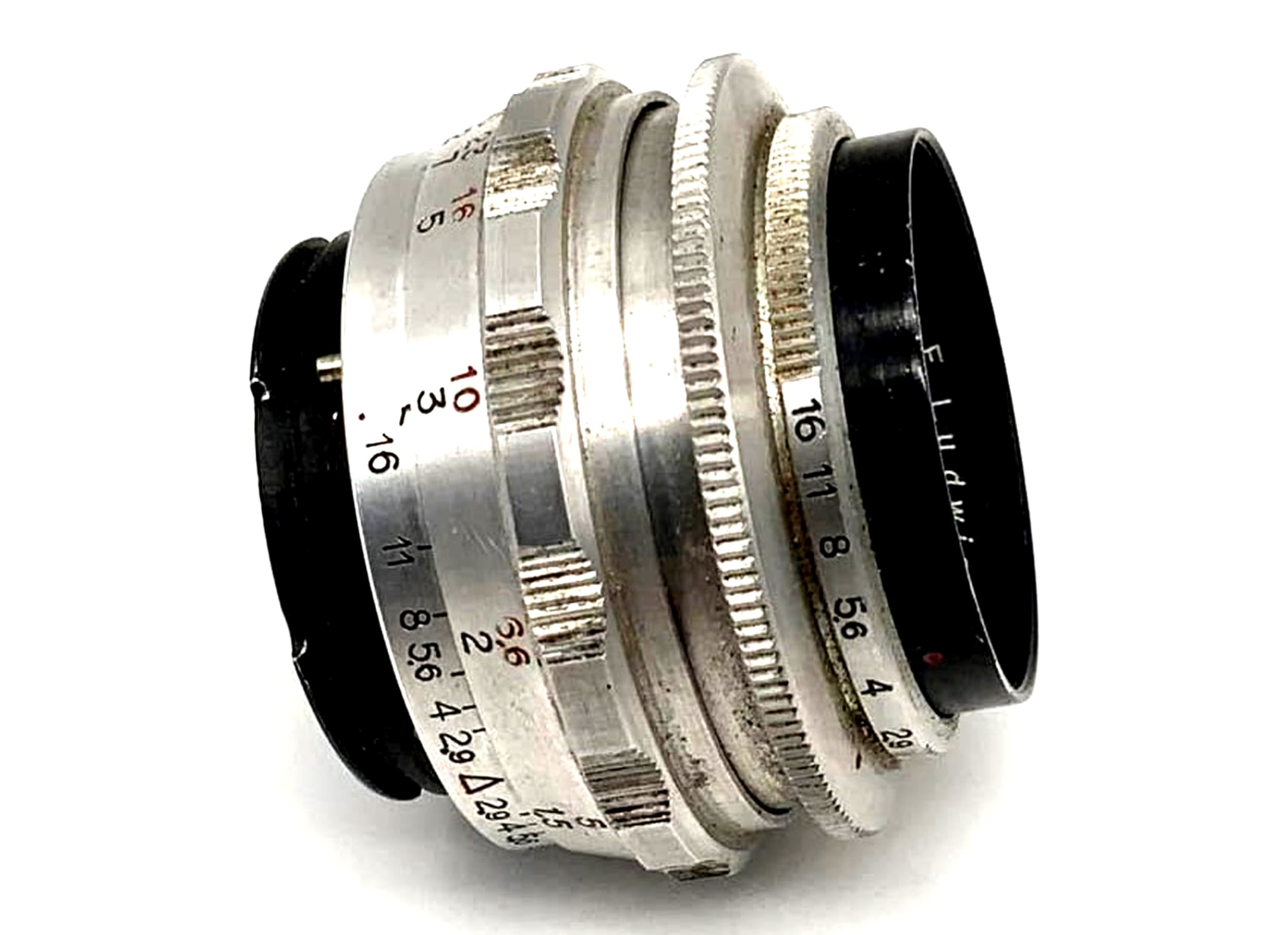 Objectif E. Ludwig Meritar f/2.9 50 mm Red V, monture Exa analogique