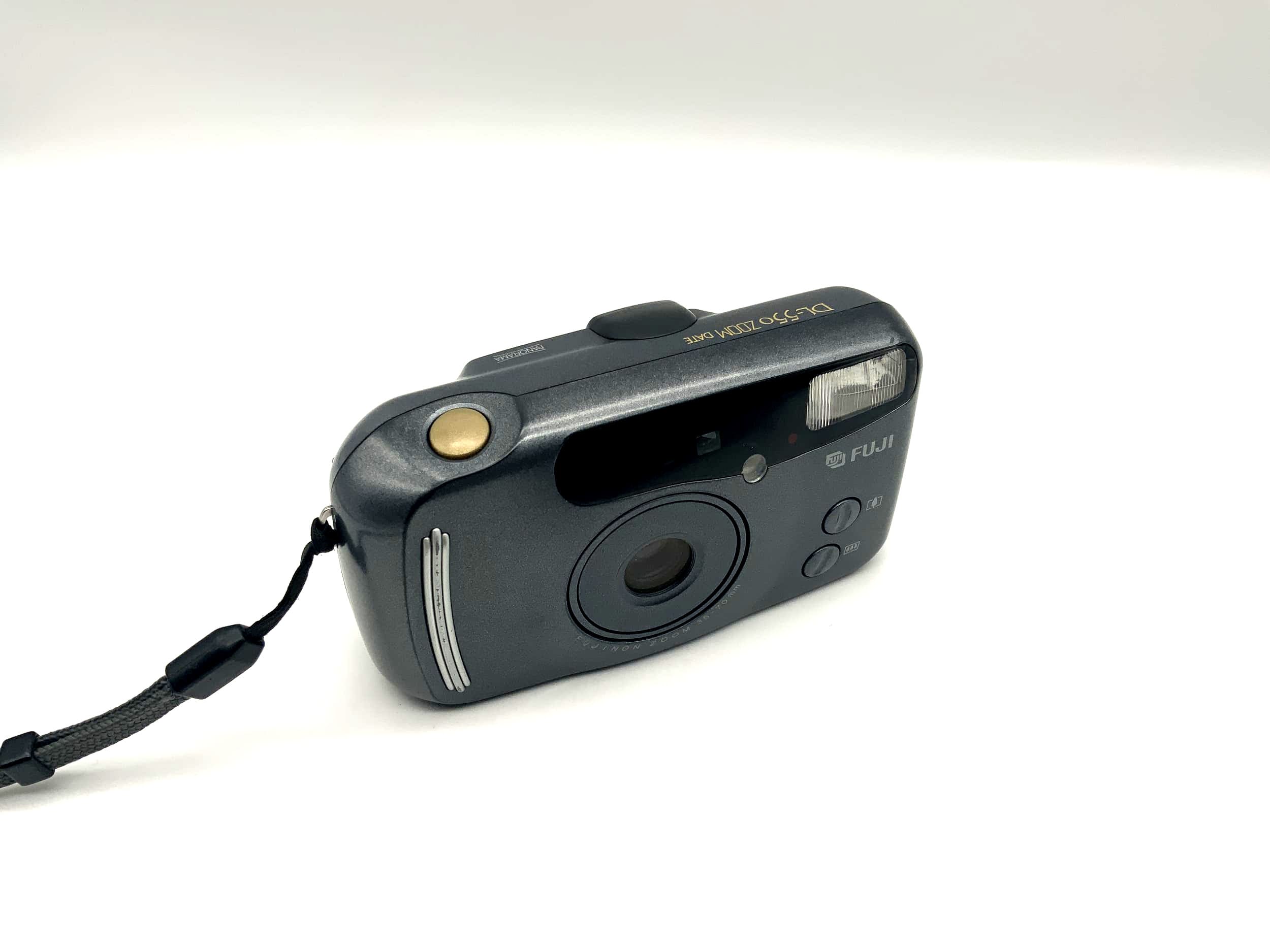 Appareil photo compact Fuji DL-550 Zoom Date Point &amp; Shoot autofocus AF argentique
