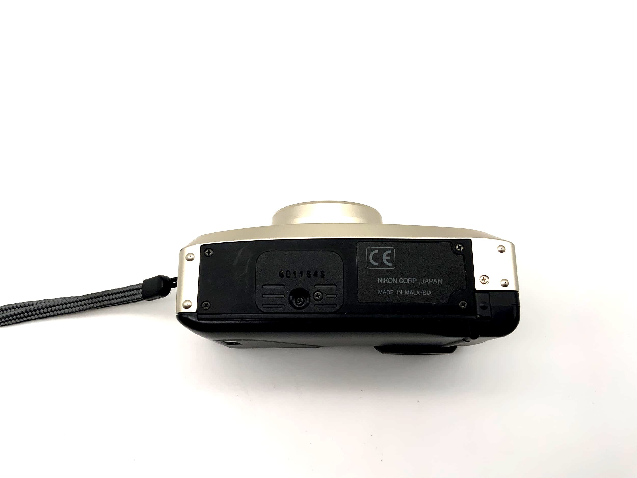 Nikon One Touch Zoom 90s AF appareil photo argentique compact Point &amp; Shoot 35 mm