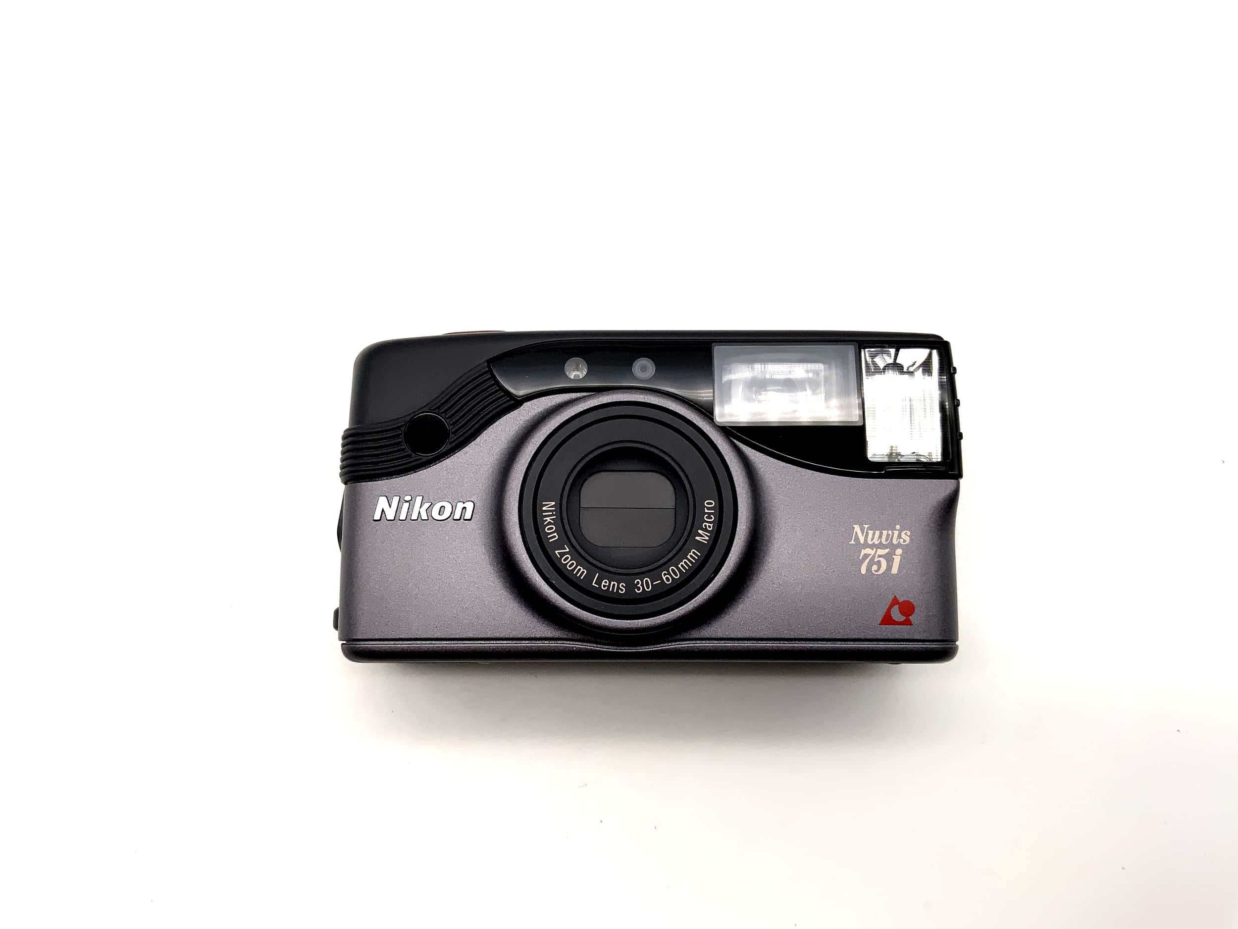 Appareil photo compact Nikon Nuvis 75i avec objectif zoom Nikon 30-60 mm macro, argent