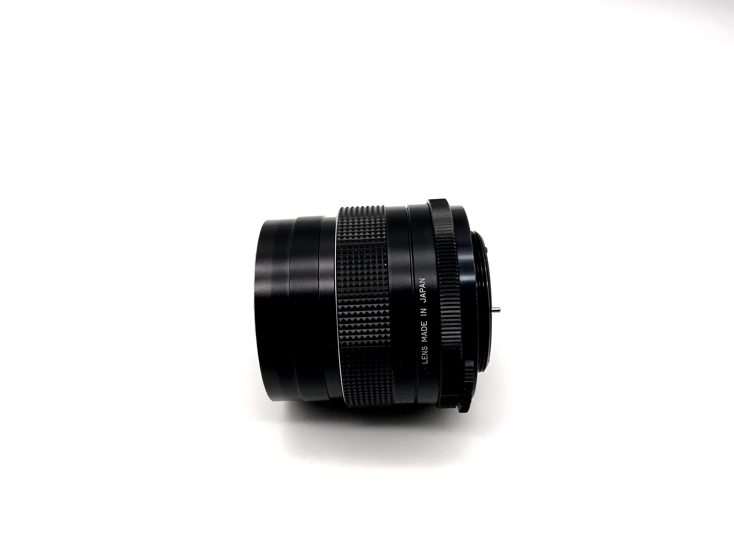 Raynox 28mm 1:2.8 Lens Auto Camera Lens (M42)