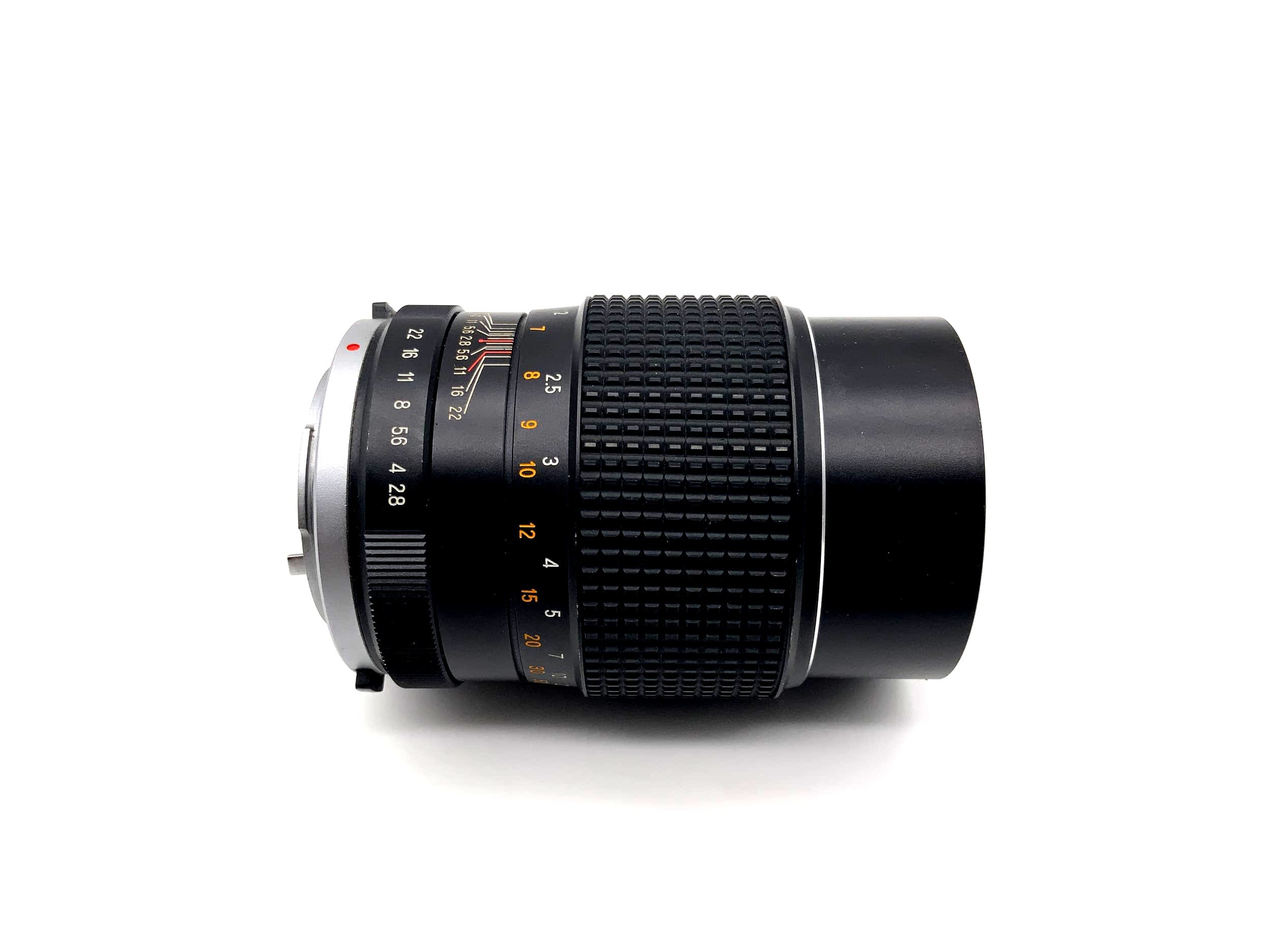 Objectif téléobjectif Tokina 135 mm 1:2.8 pour appareil photo automatique (Olympus OM)