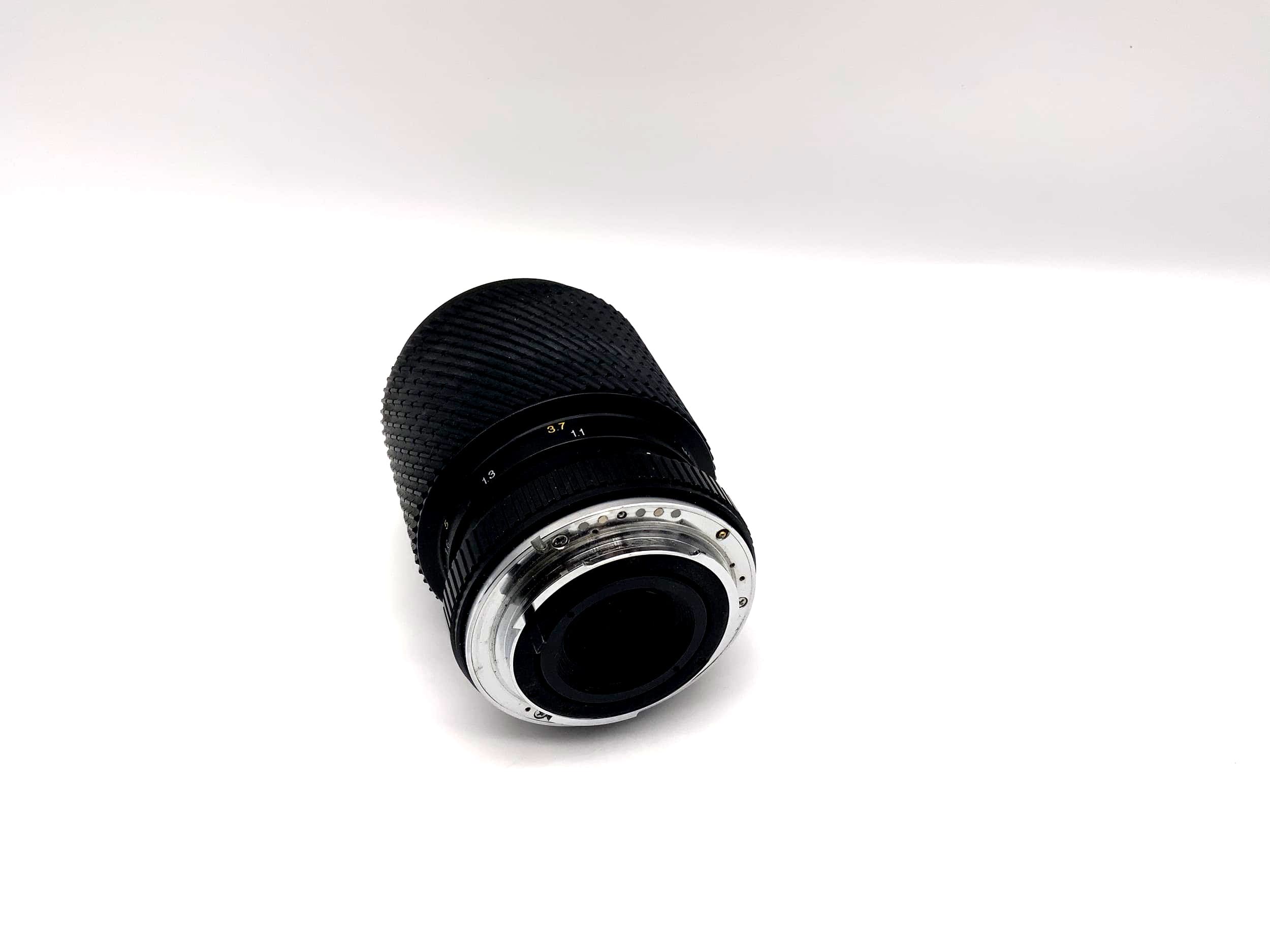 Objectif Tokina 70-210mm 1:4-5.6 pour appareil photo SD (Pentax K)