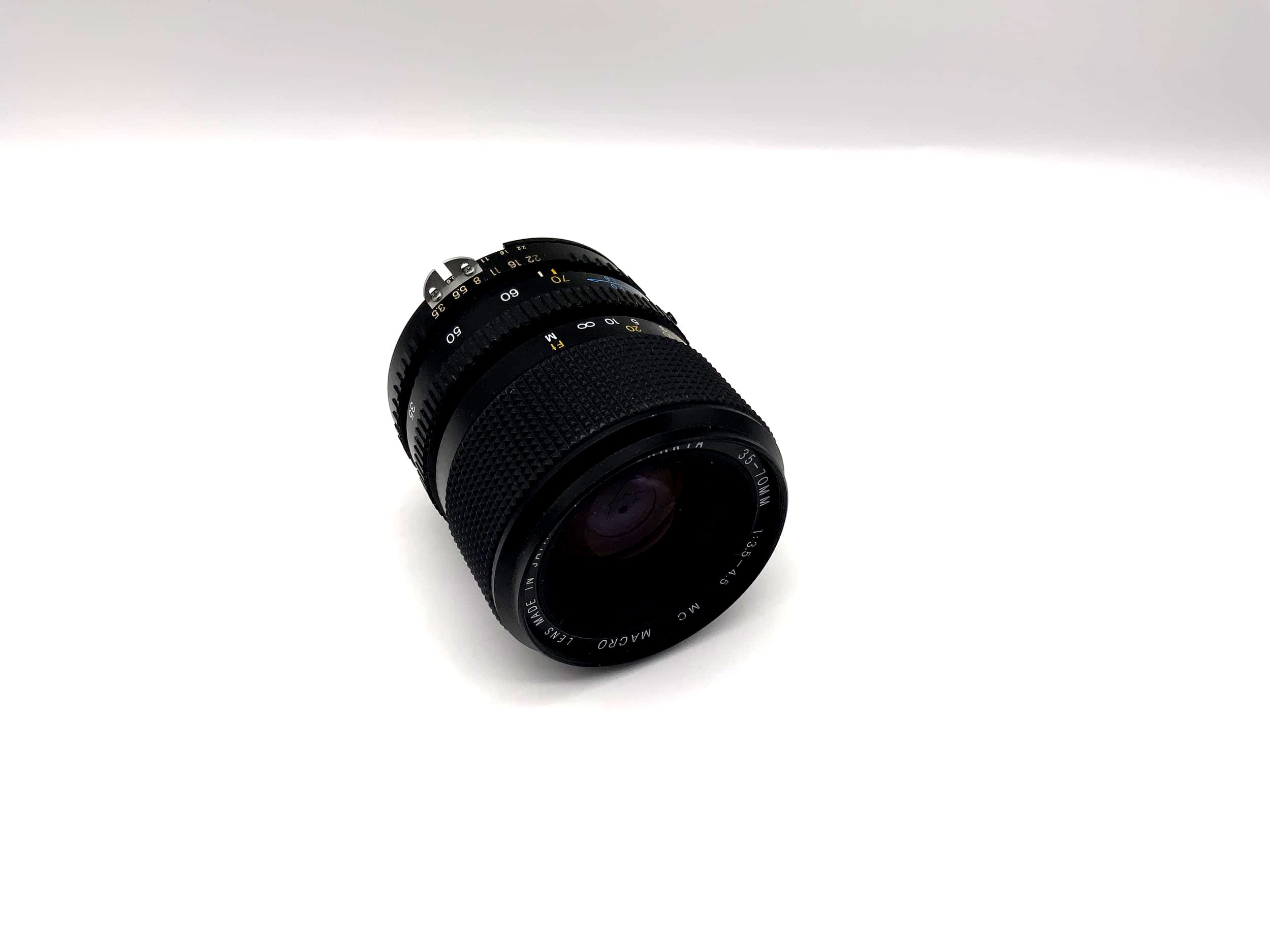 Exakta 35-70mm 1:3.5-4.5 Lens Multi Coating Macro Camera Lens (Nikon F)